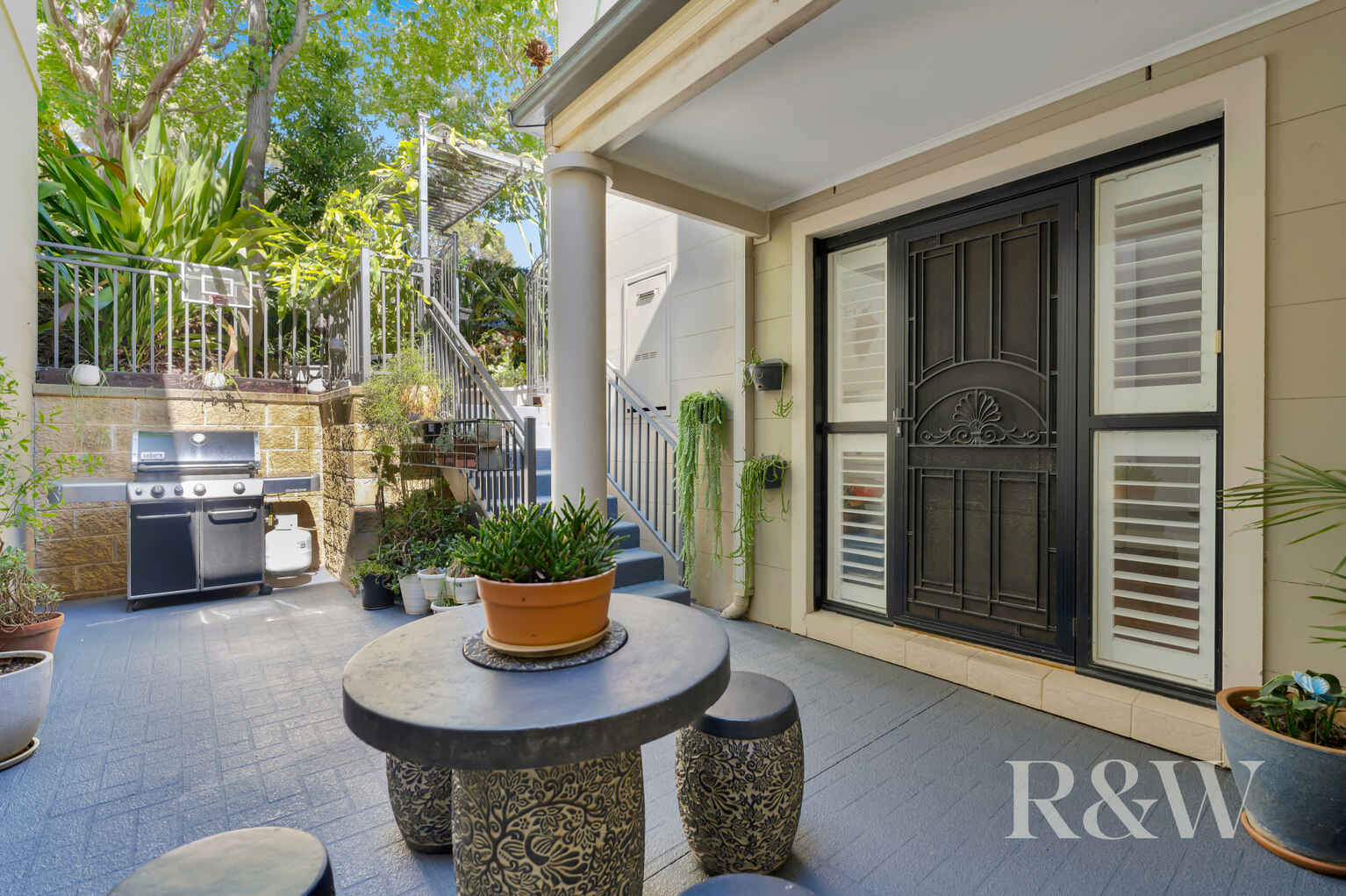 6 JANE JARVIS WAY Macquarie Links 6 JANE JARVIS WAY Macquarie Links