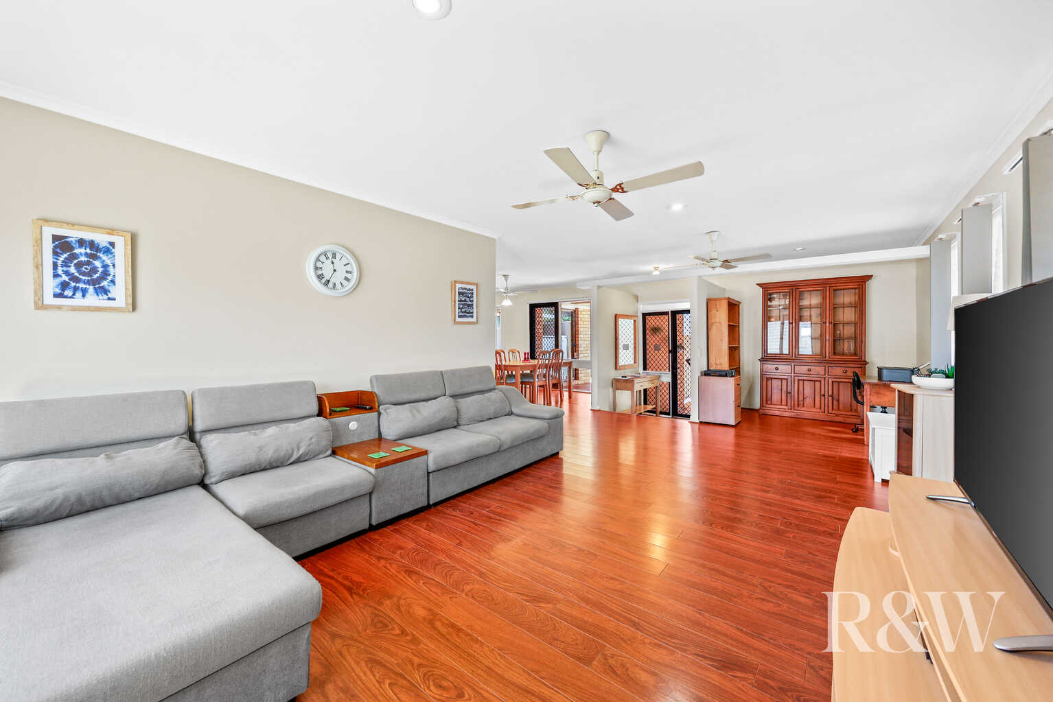 10 DICKENS ROAD Ambarvale 10 DICKENS ROAD Ambarvale