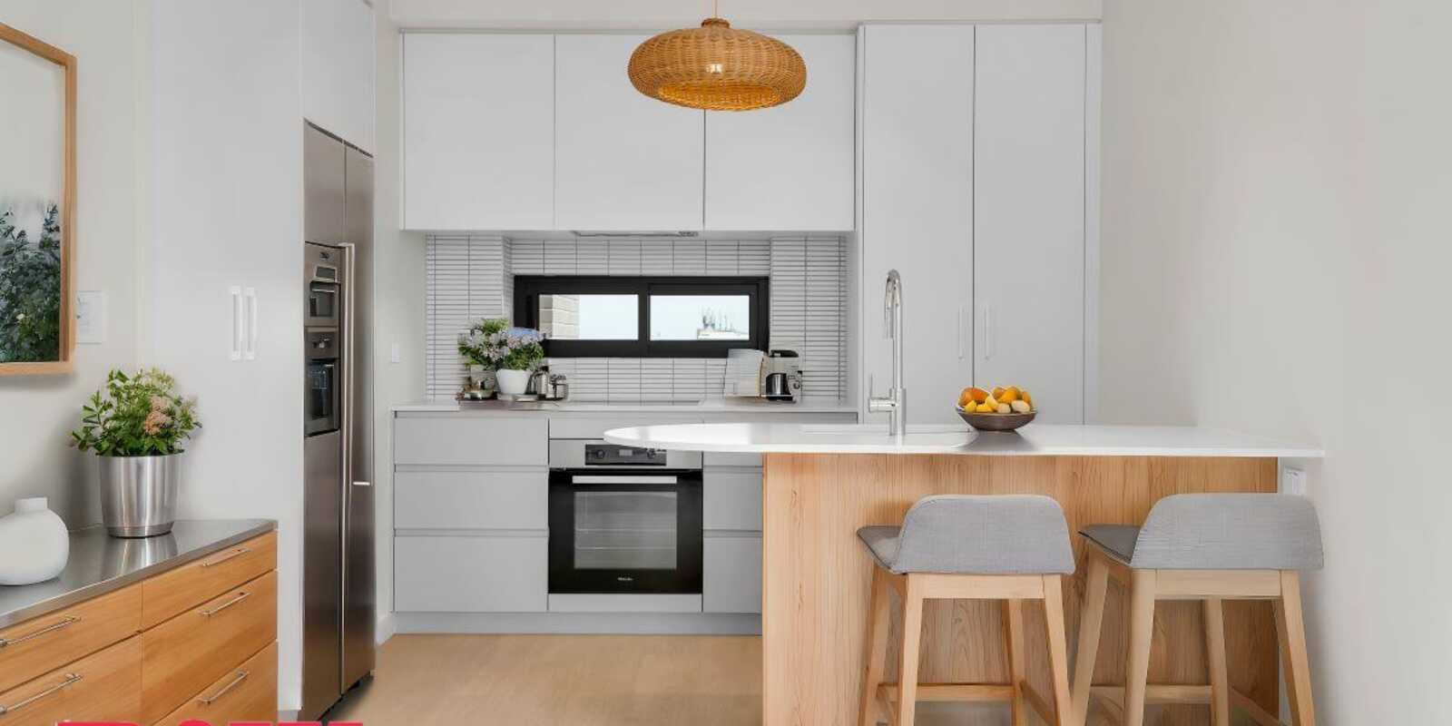 904/15 Crown Street Wollongong 904/15 Crown Street Wollongong