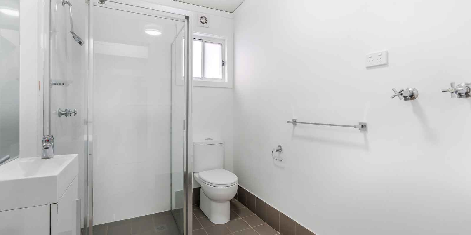 25a Woodland Road St Helens Park 25a Woodland Road St Helens Park