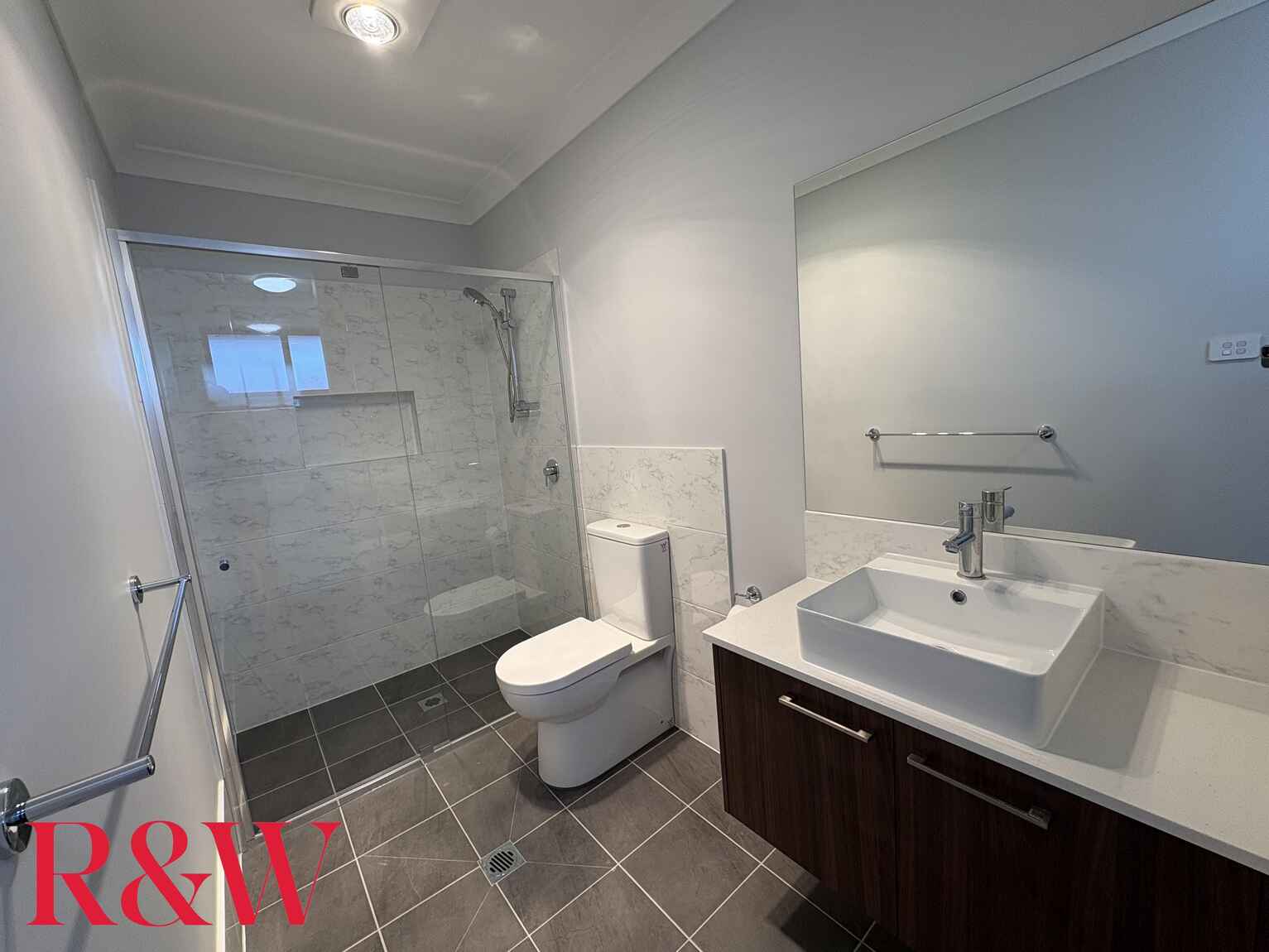 105 Biscay Circuit Menangle Park 105 Biscay Circuit Menangle Park