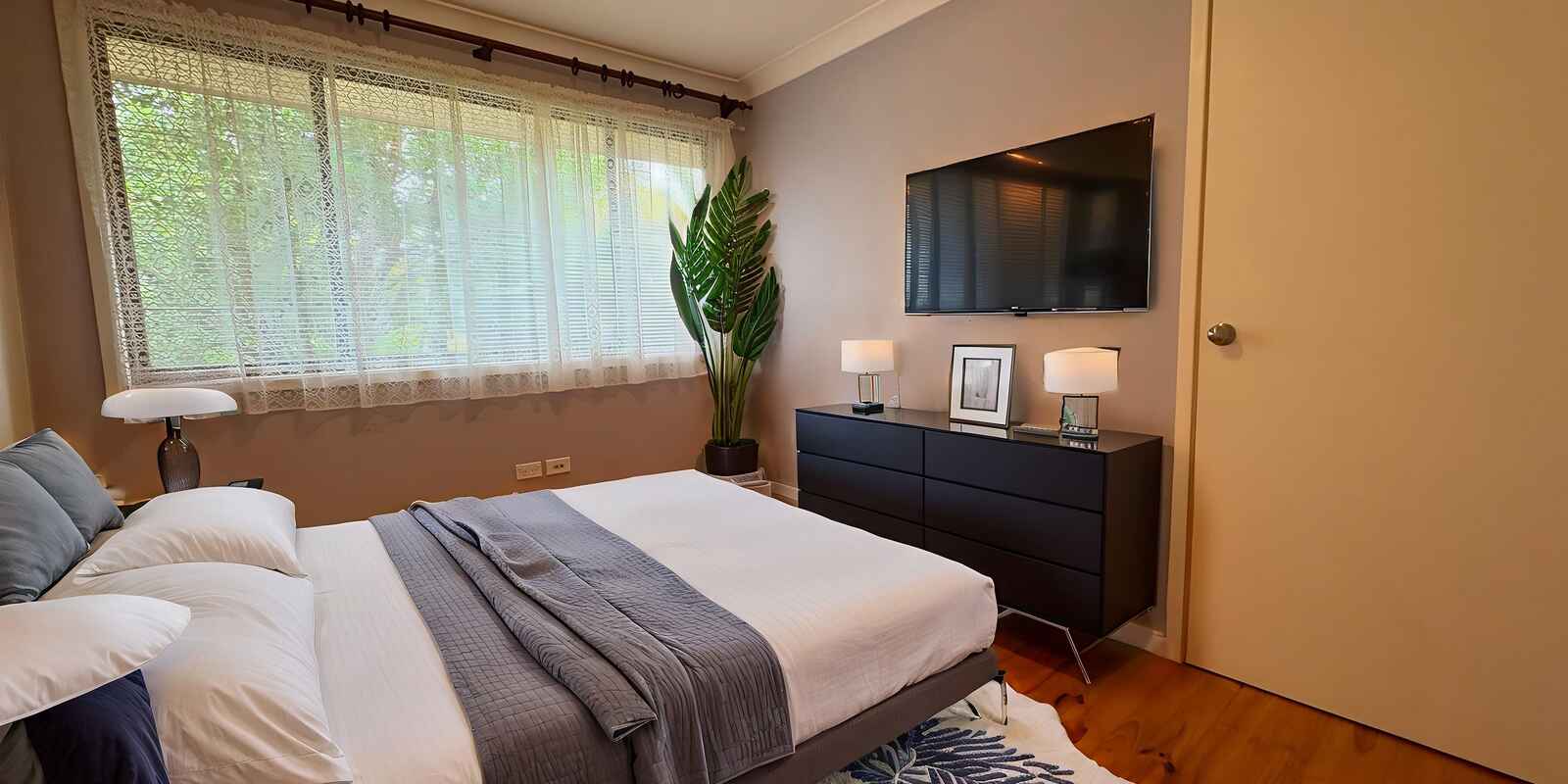 6 Isaac Place Ruse 6 Isaac Place Ruse