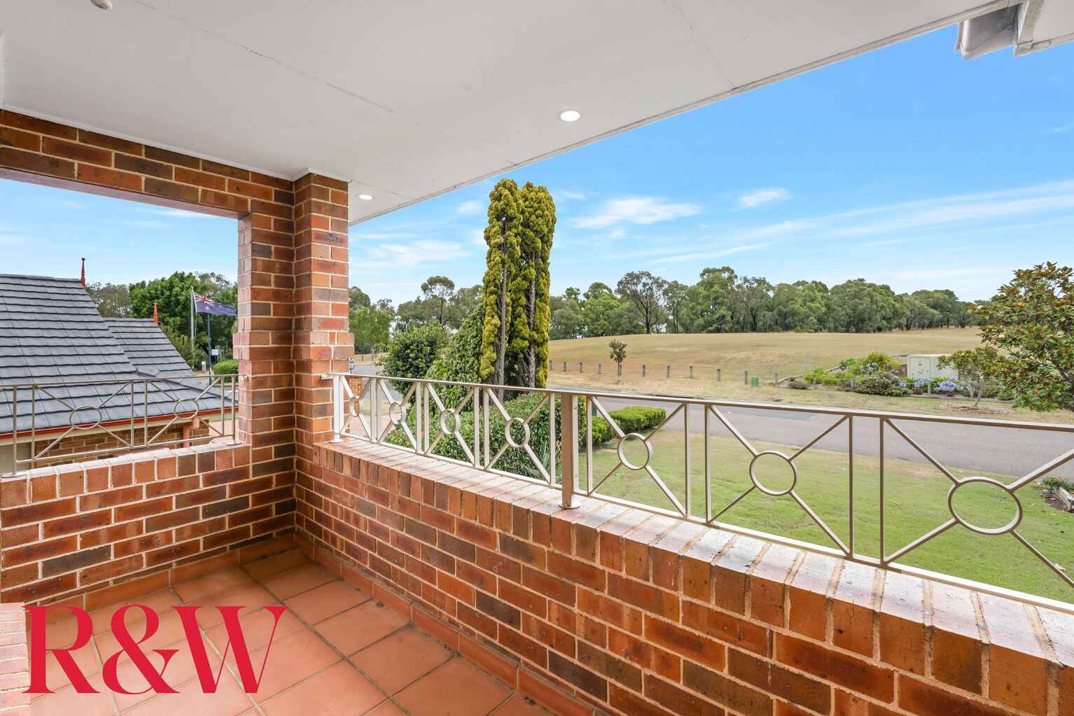 36 Governors Way Macquarie Links