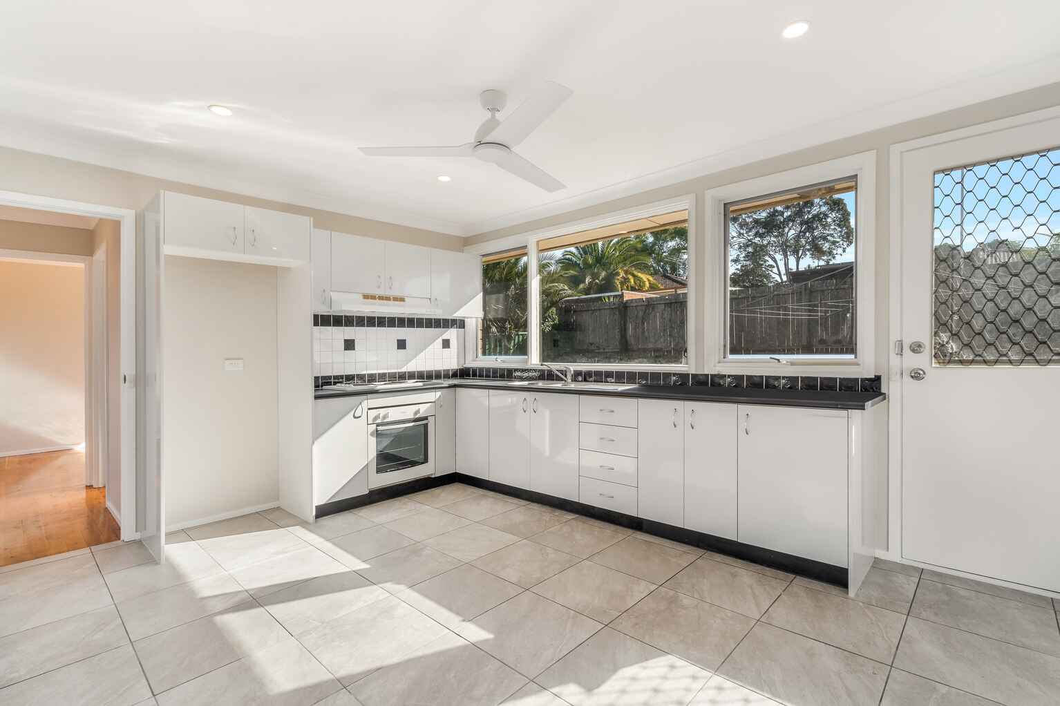 9 Loddon Crescent Campbelltown 9 Loddon Crescent Campbelltown
