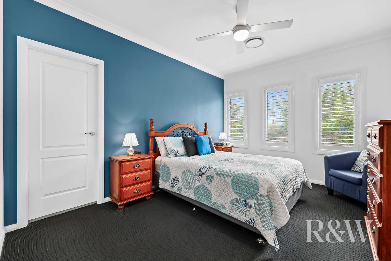 29 CLOVERHILL CRESCENT Gledswood Hills 29 CLOVERHILL CRESCENT Gledswood Hills