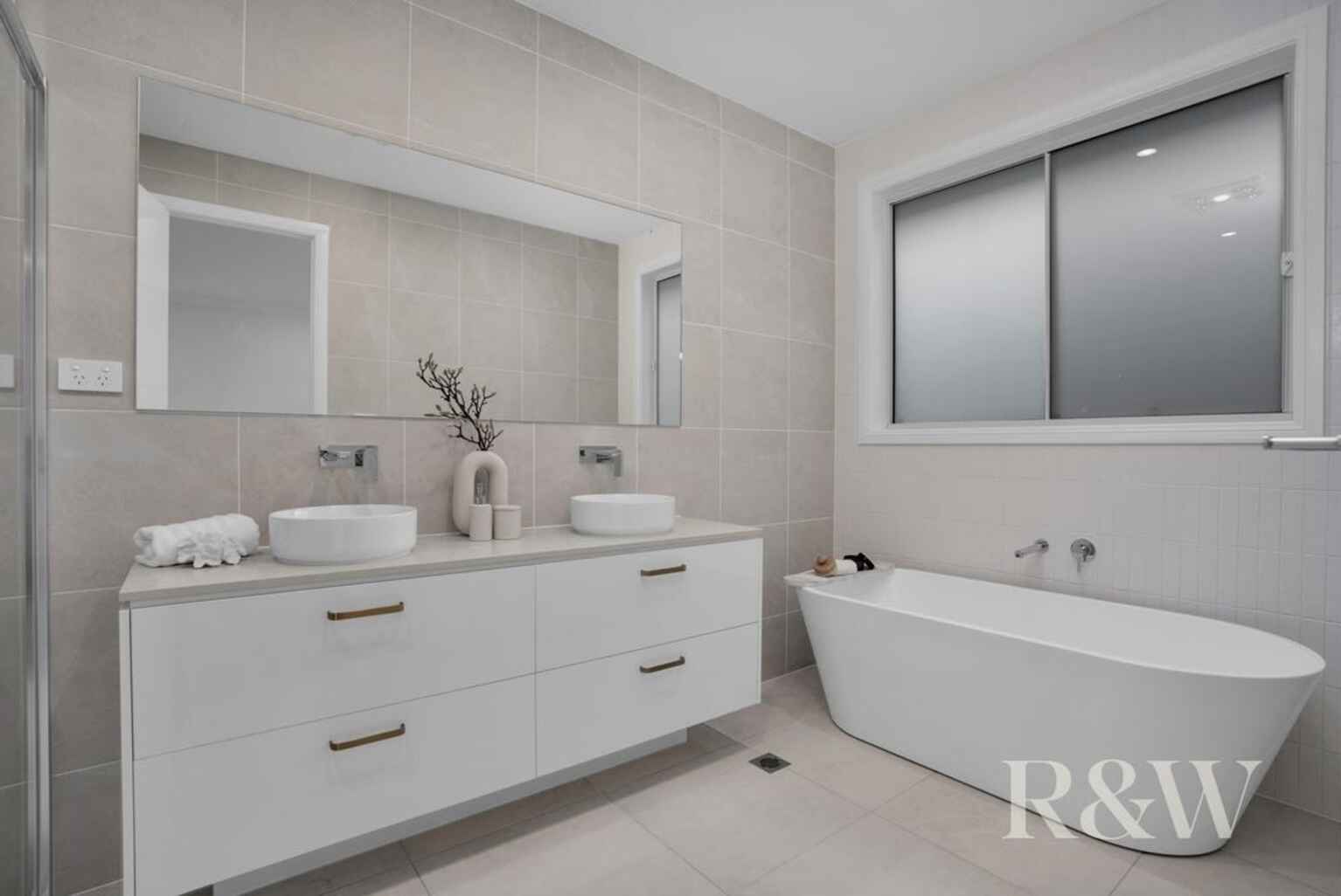 14 Bronzewing Street Tahmoor