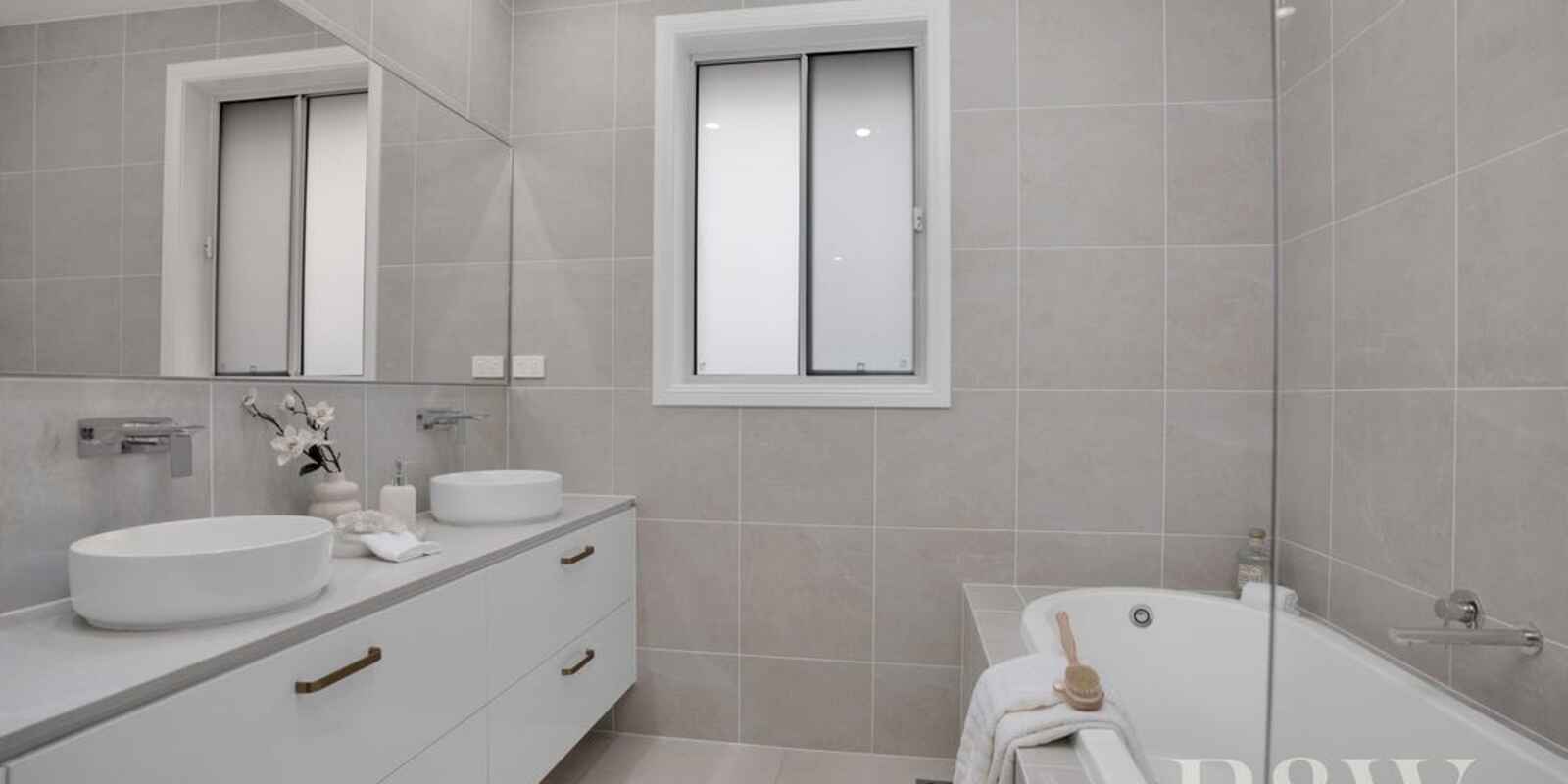 14 Bronzewing Street Tahmoor