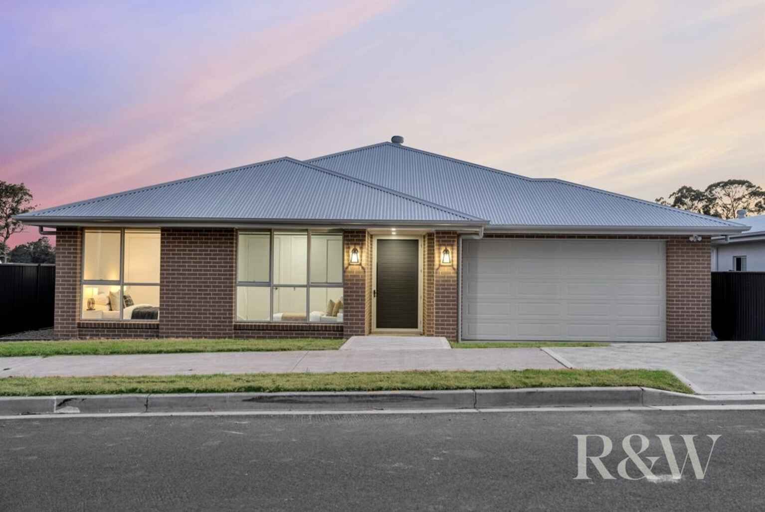 14 Bronzewing Street Tahmoor