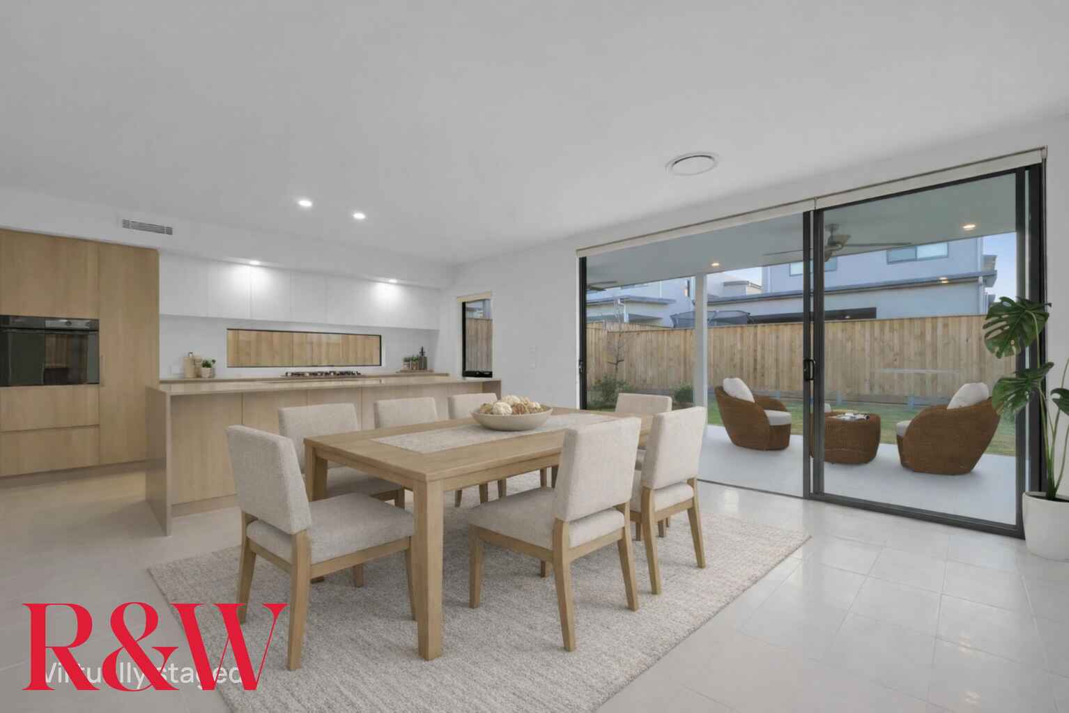 16 Mckinnon Circuit Gledswood Hills 16 Mckinnon Circuit Gledswood Hills