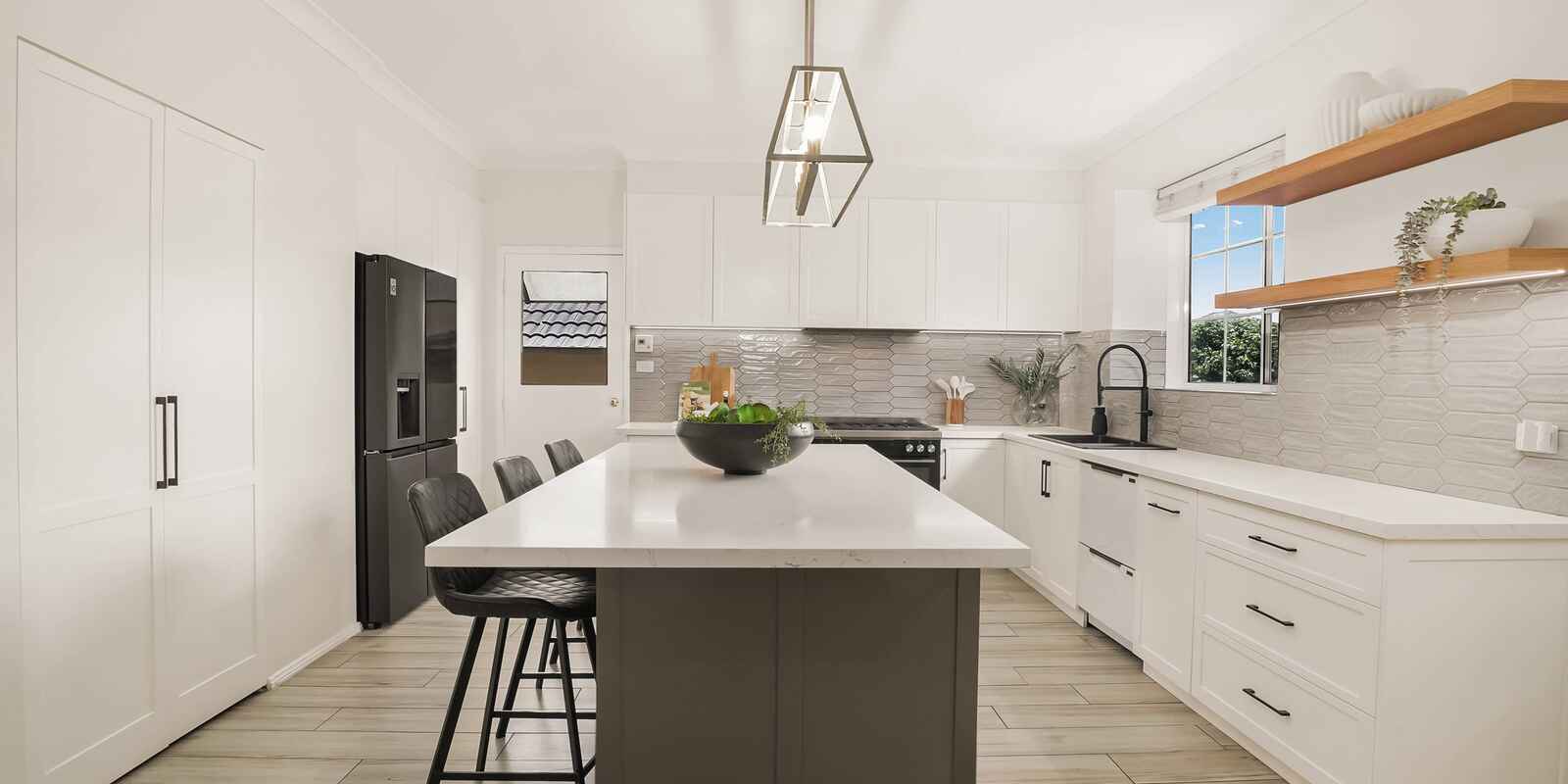 33 LORD CASTLEREAGH CIRCUIT Macquarie Links