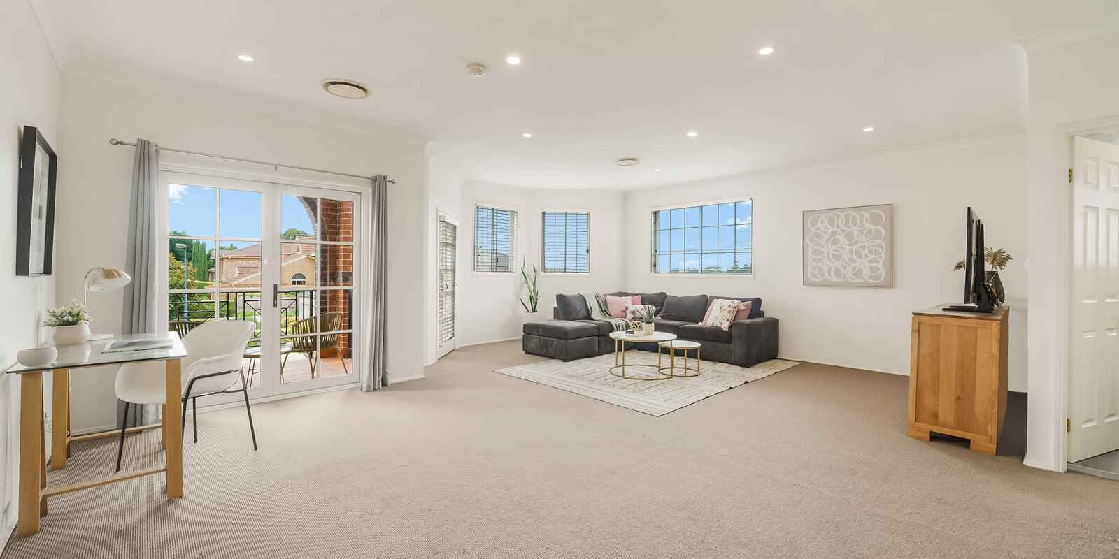 33 LORD CASTLEREAGH CIRCUIT Macquarie Links