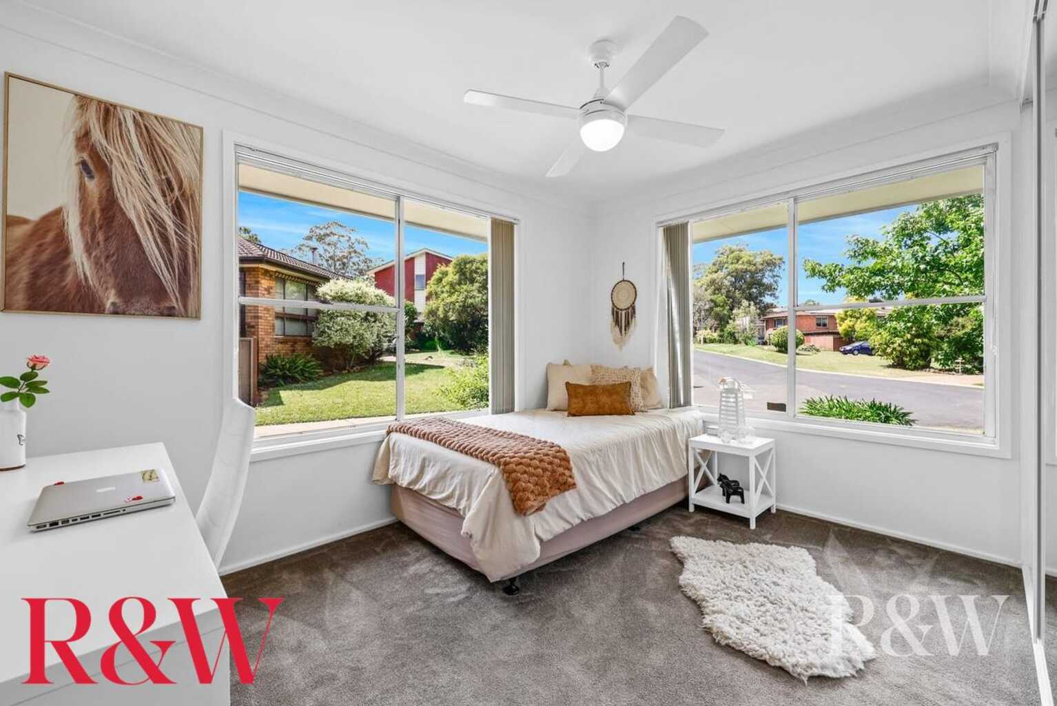 8 Swallow Place Ingleburn