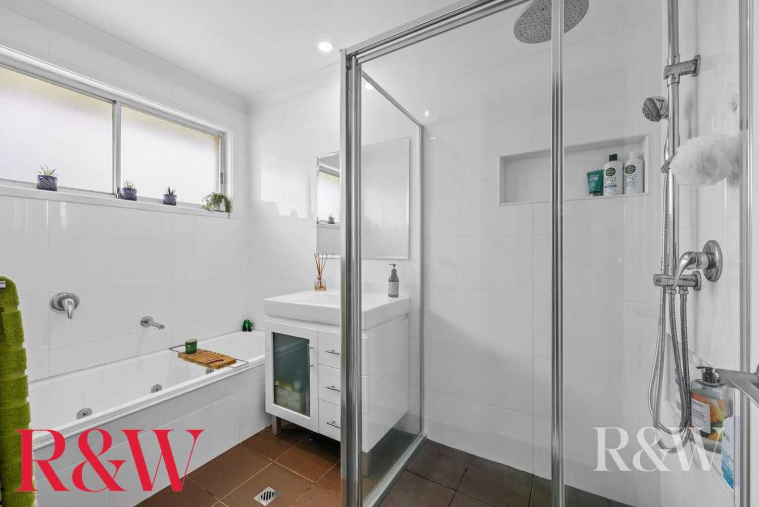 8 Swallow Place Ingleburn