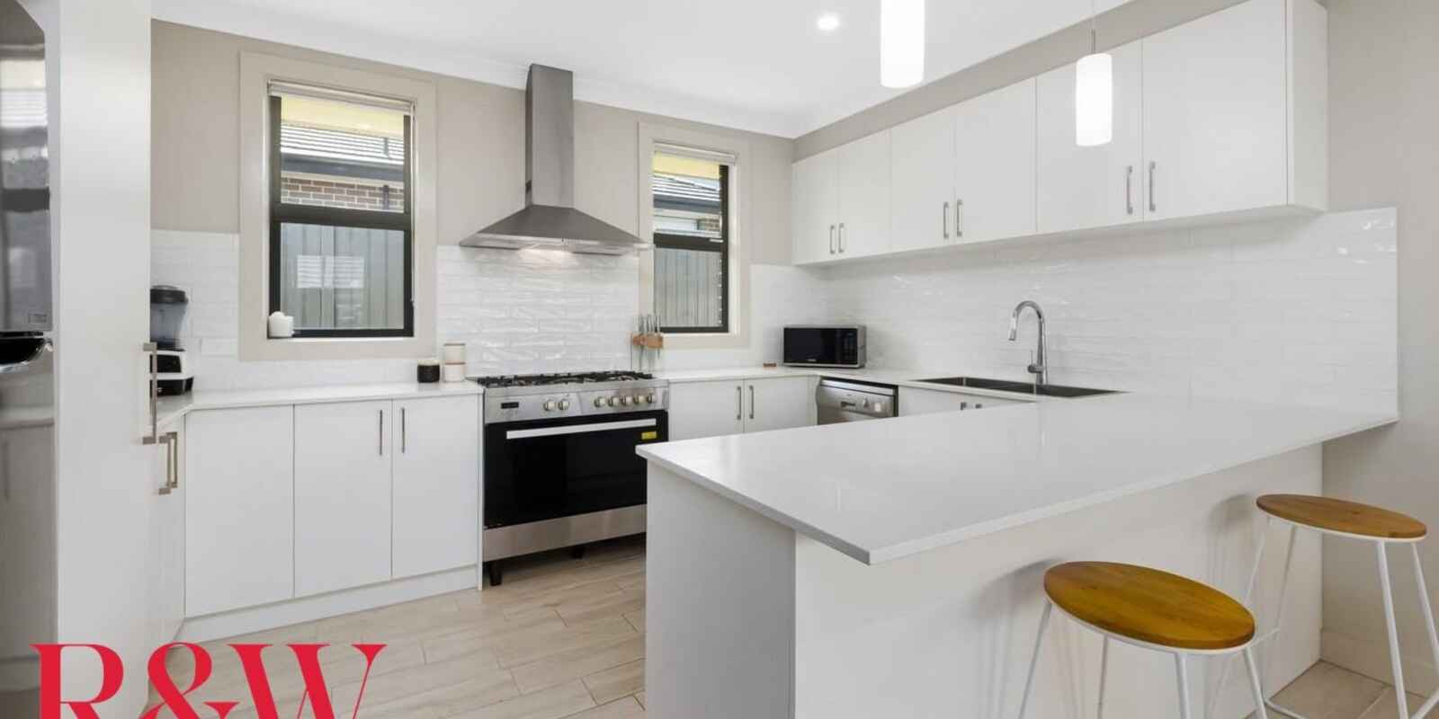 65 Waterglass Street Spring Farm 65 Waterglass Street Spring Farm