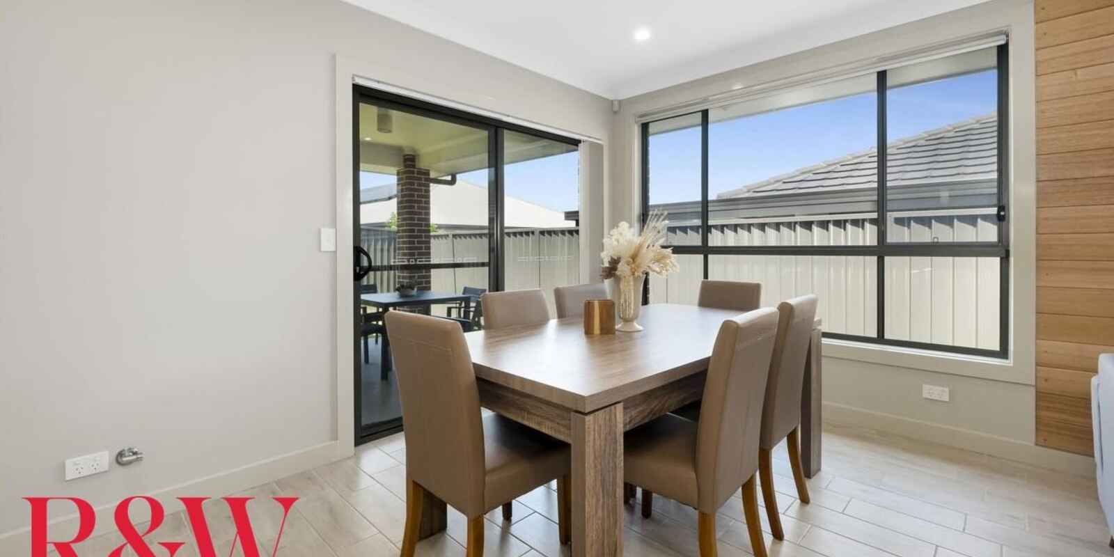 65 Waterglass Street Spring Farm 65 Waterglass Street Spring Farm