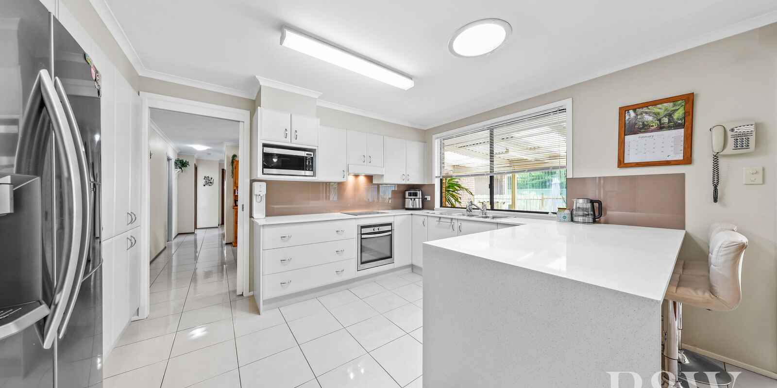 6 MONGON PLACE St Helens Park