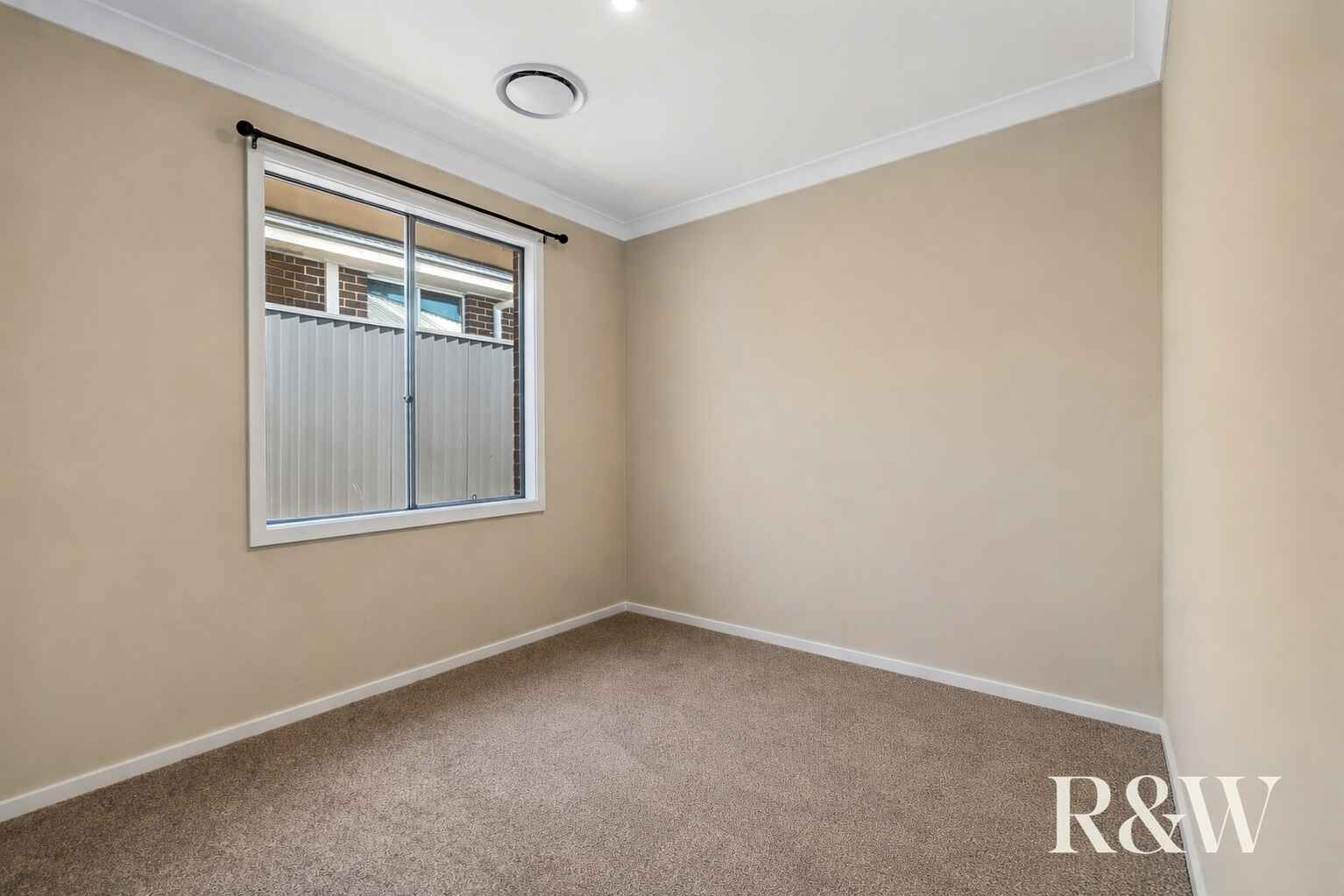 2 CASSIO WAY Rosemeadow