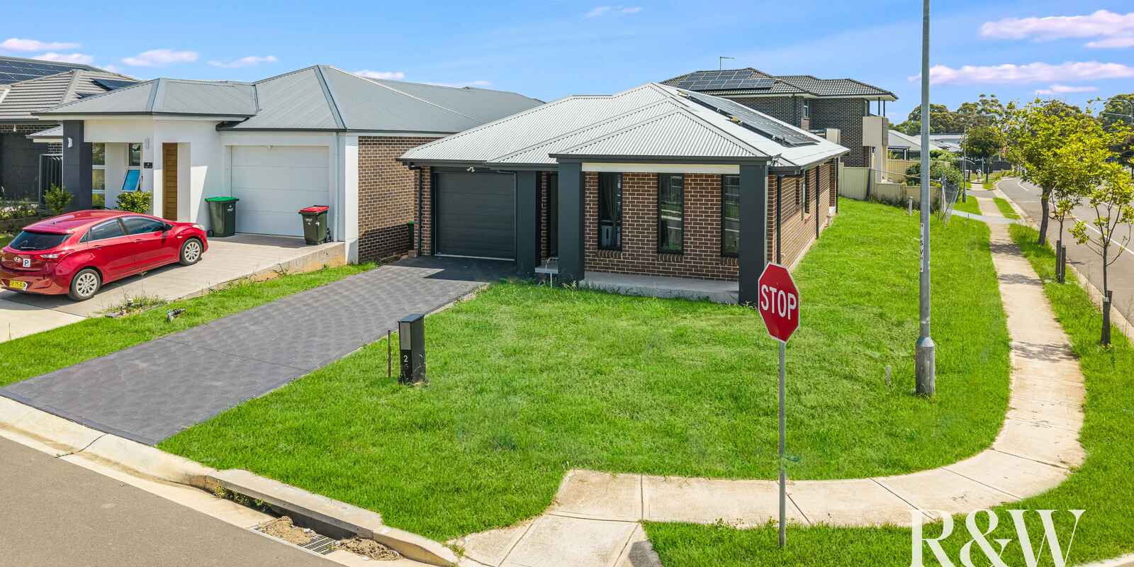2 CASSIO WAY Rosemeadow