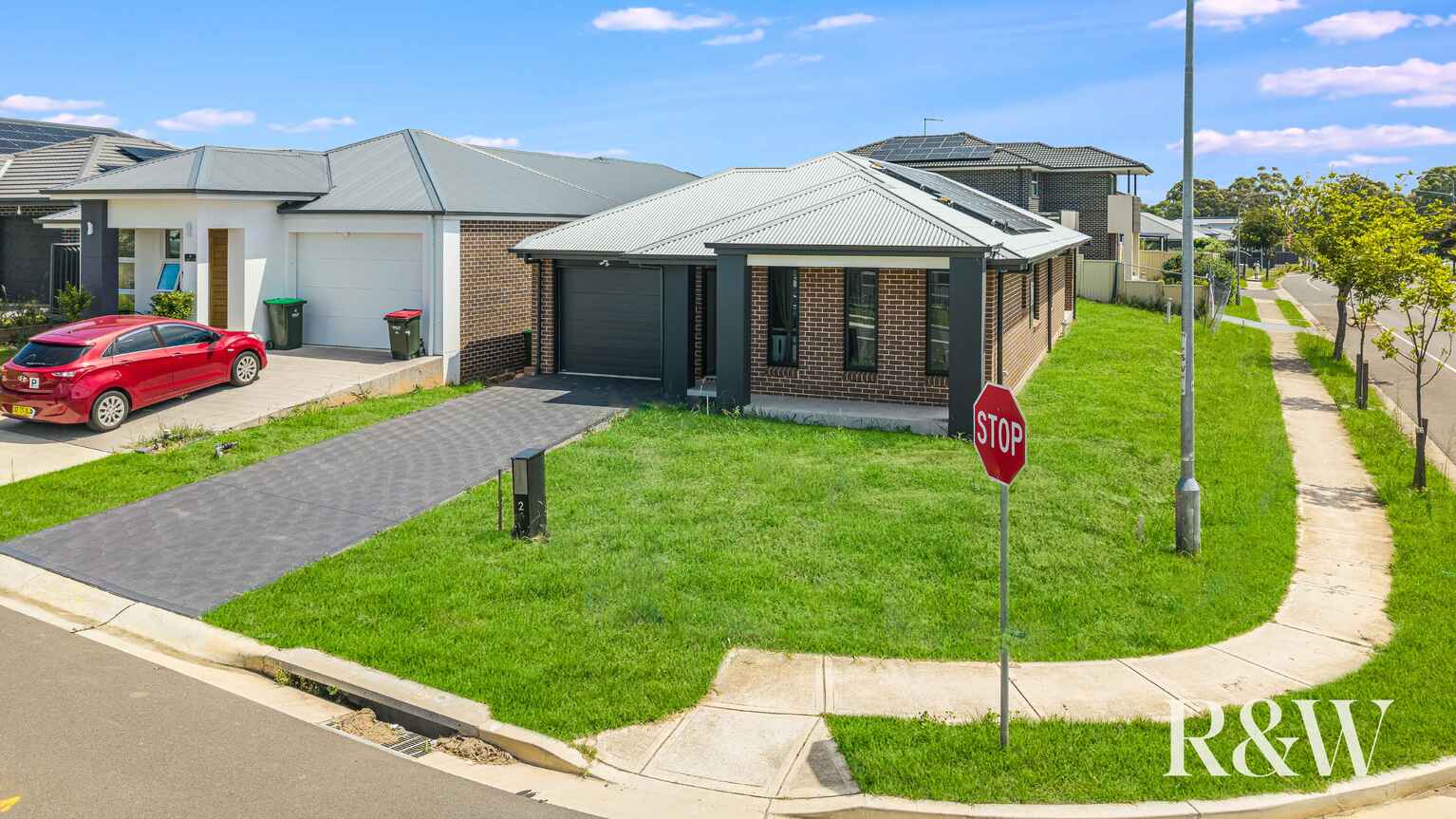 2 CASSIO WAY Rosemeadow