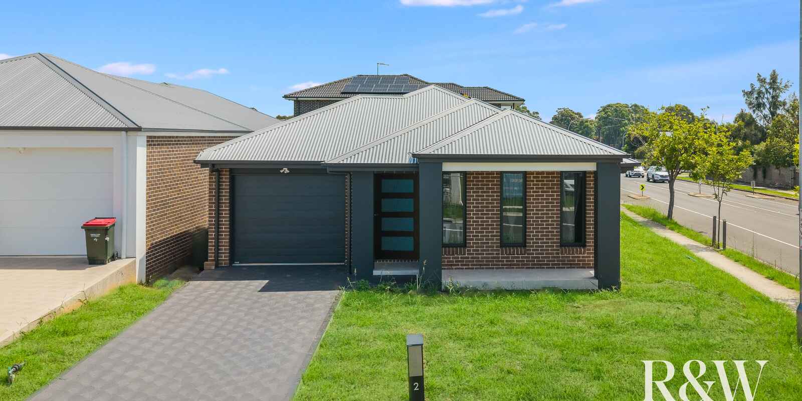 2 CASSIO WAY Rosemeadow