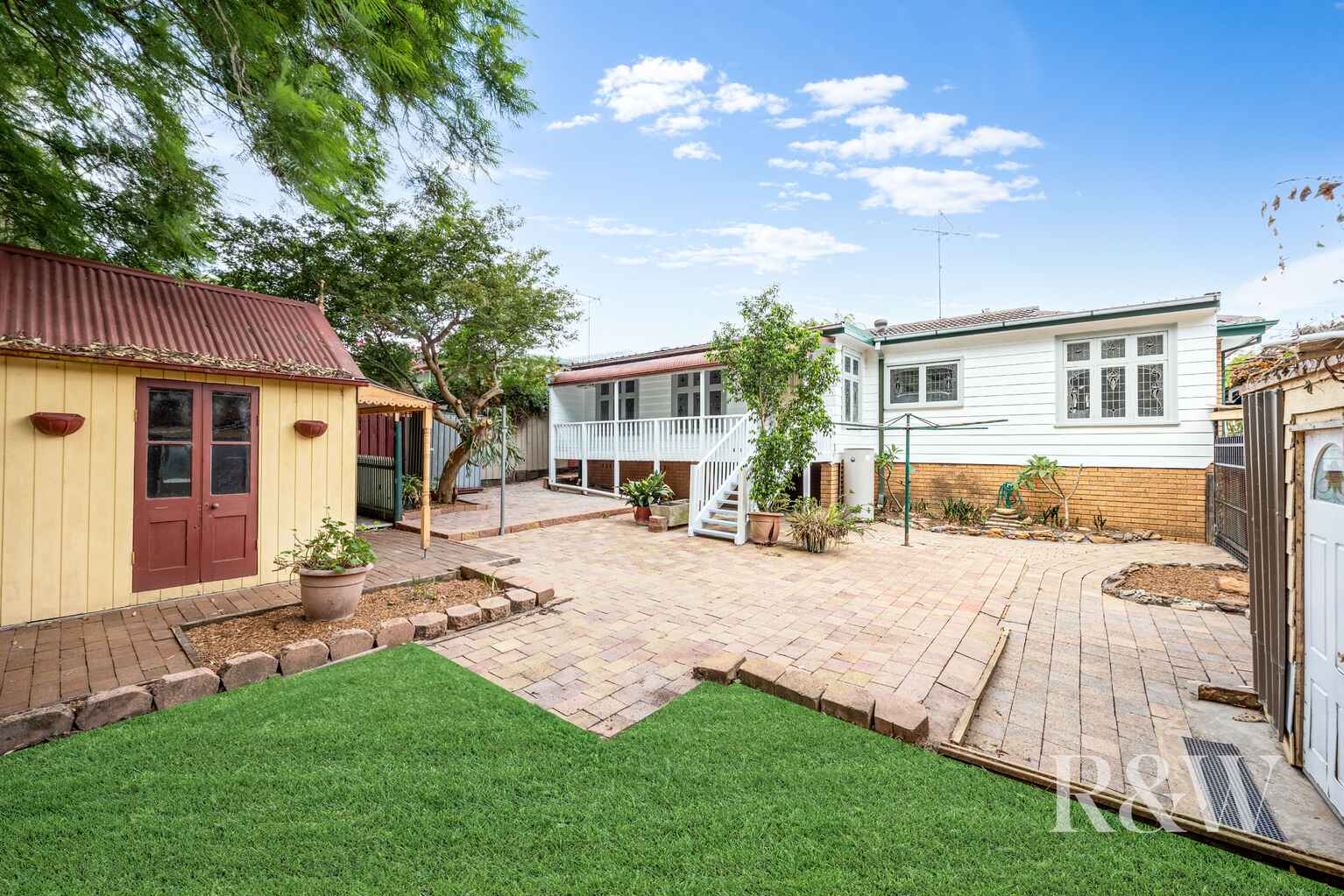 13 LUGARNO AVENUE Leumeah