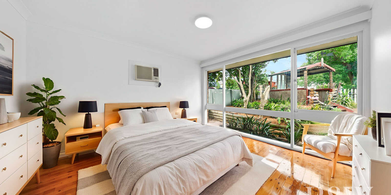 13 LUGARNO AVENUE Leumeah