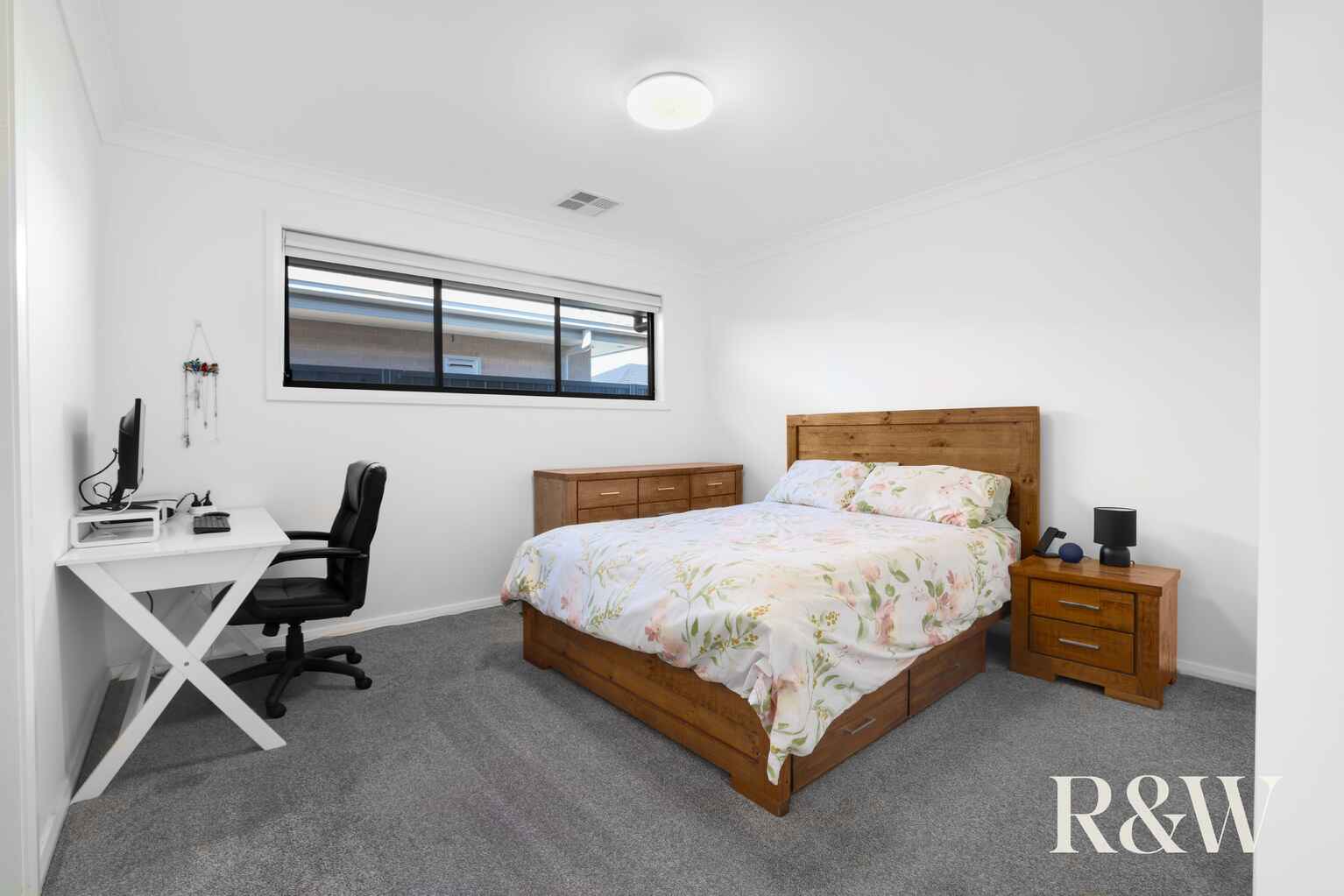 9 DURACK AVENUE Catherine Field