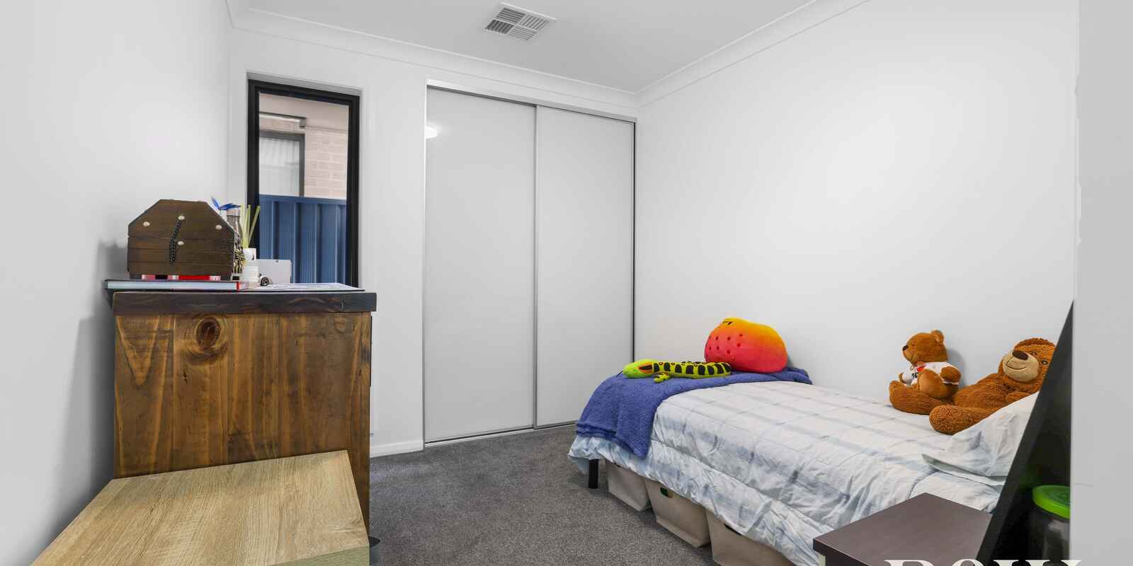 9 DURACK AVENUE Catherine Field