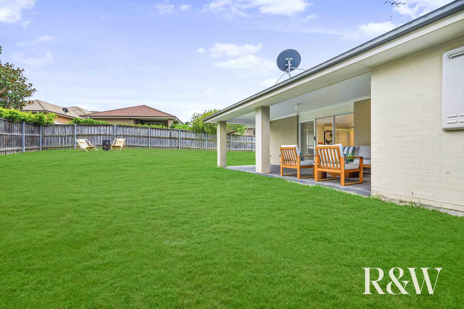 10 JARVISFIELD PLACE Macquarie Links