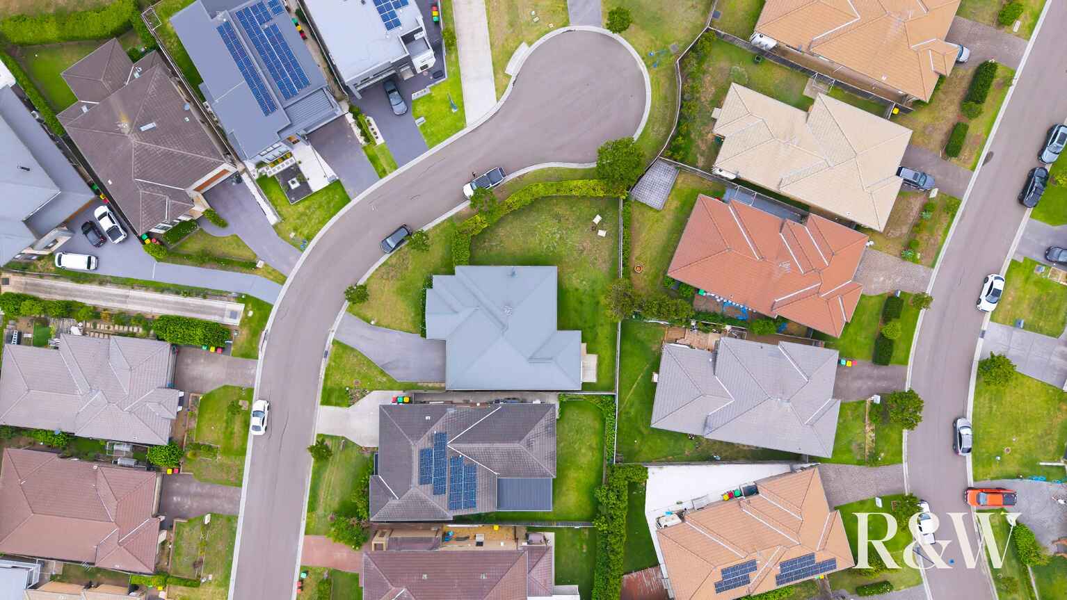 10 JARVISFIELD PLACE Macquarie Links