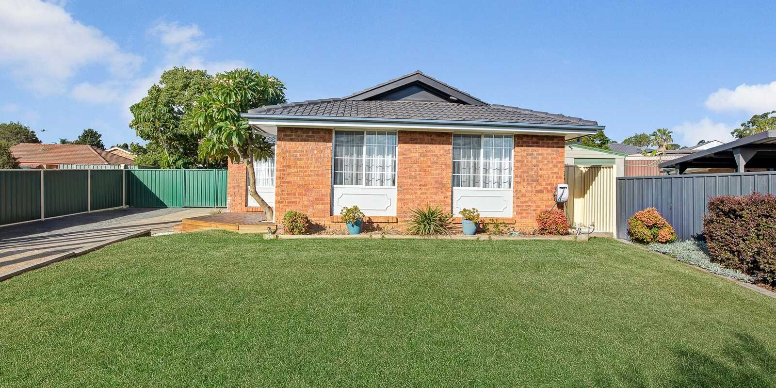 3 Antonio Close Rosemeadow 3 Antonio Close Rosemeadow