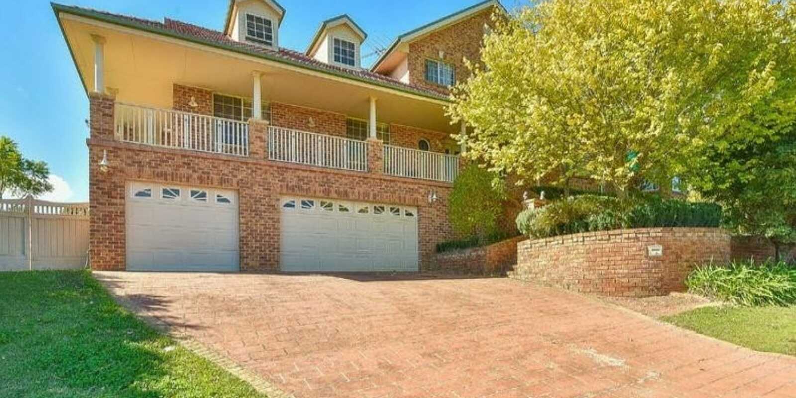 1 Beltana Place Glen Alpine