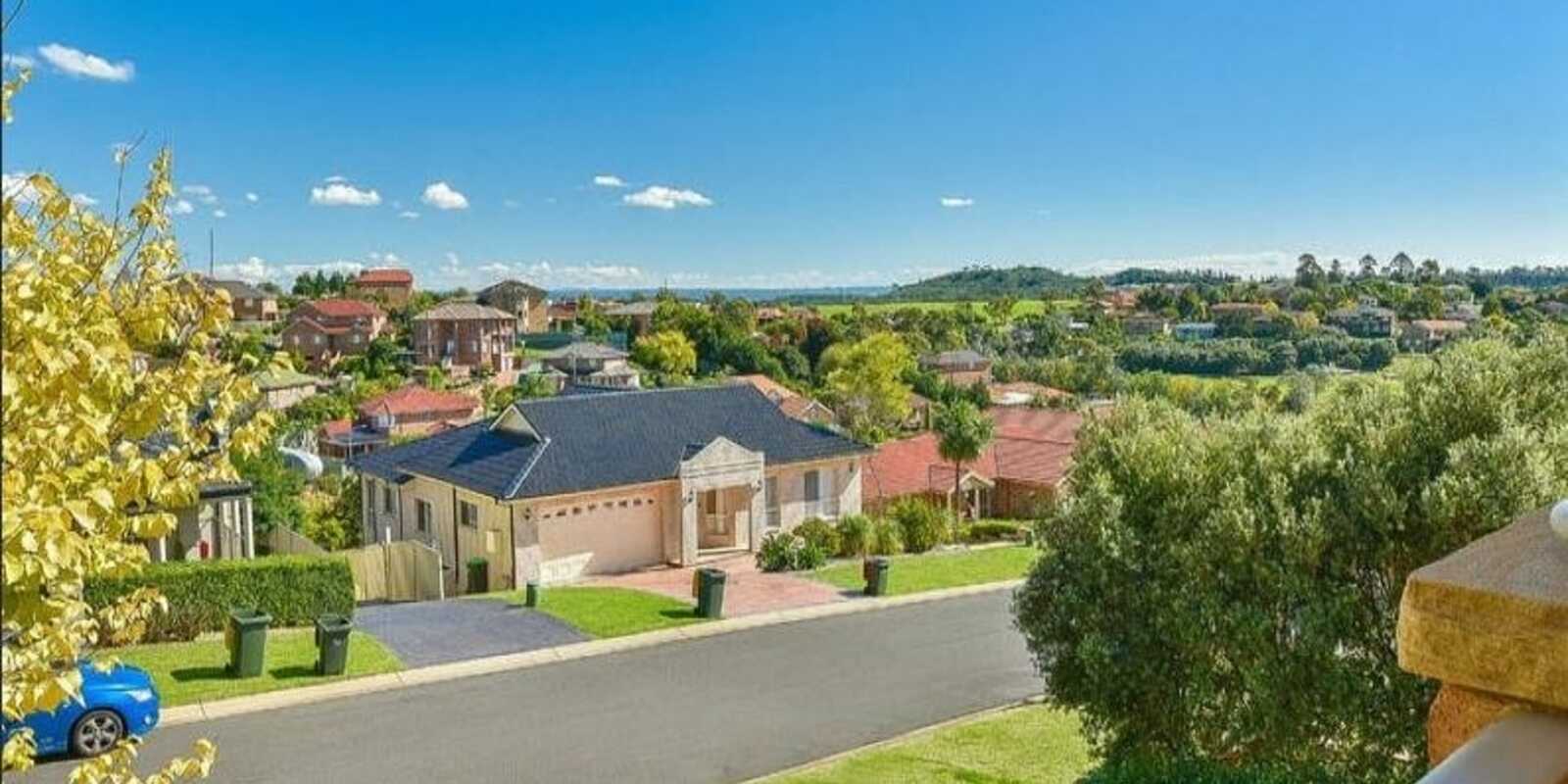 1 Beltana Place Glen Alpine