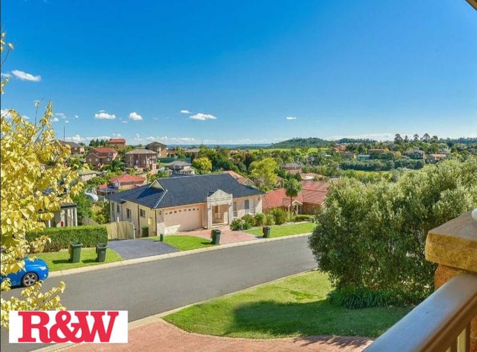 1 Beltana Place Glen Alpine