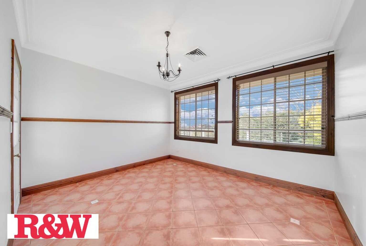 1 Beltana Place Glen Alpine