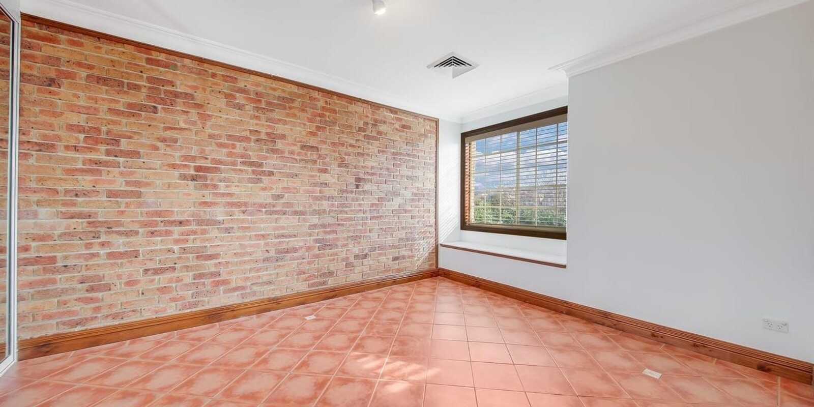 1 Beltana Place Glen Alpine