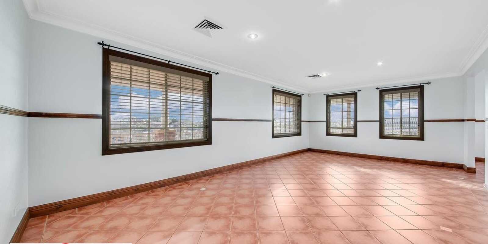 1 Beltana Place Glen Alpine