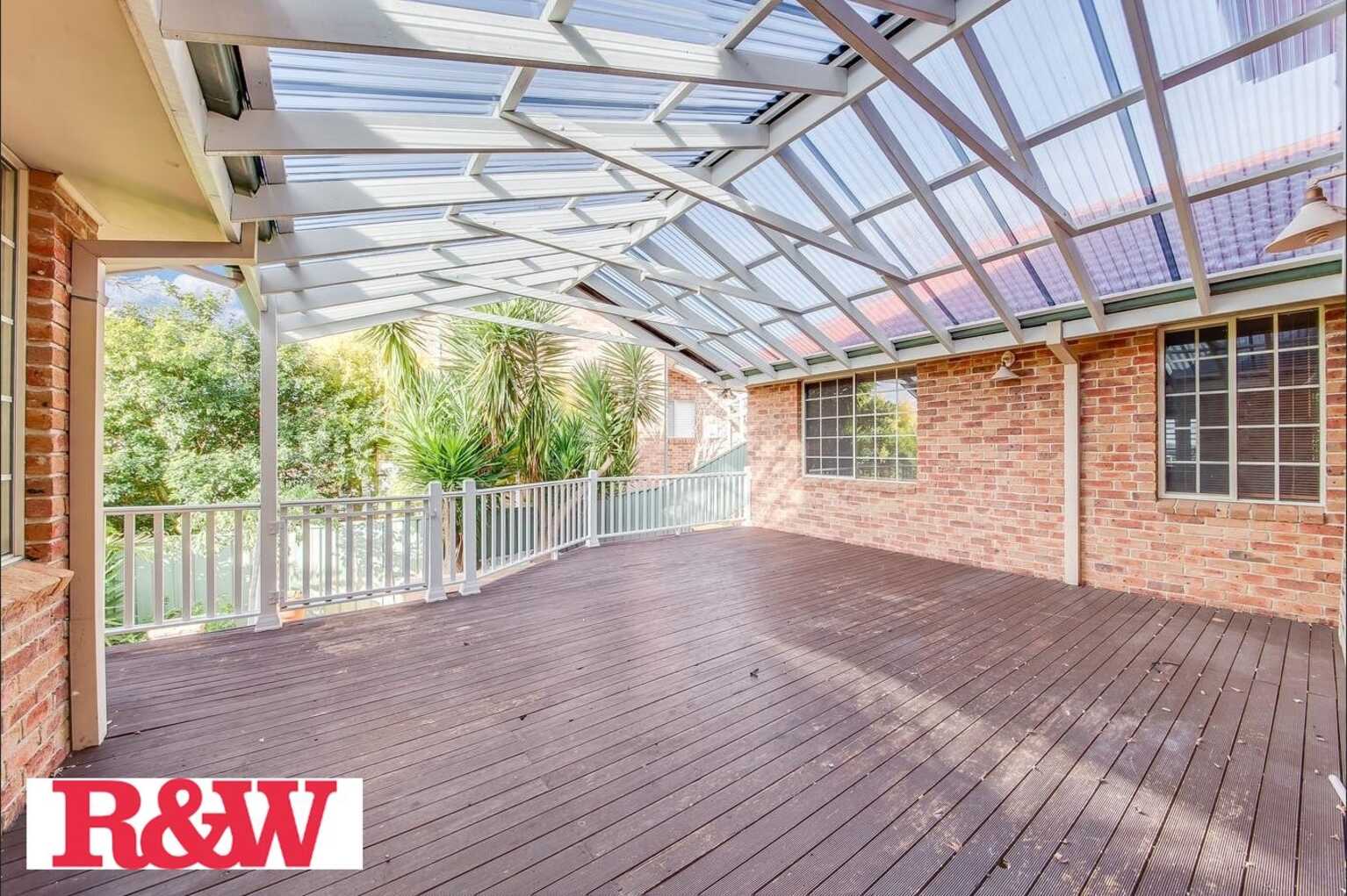 1 Beltana Place Glen Alpine