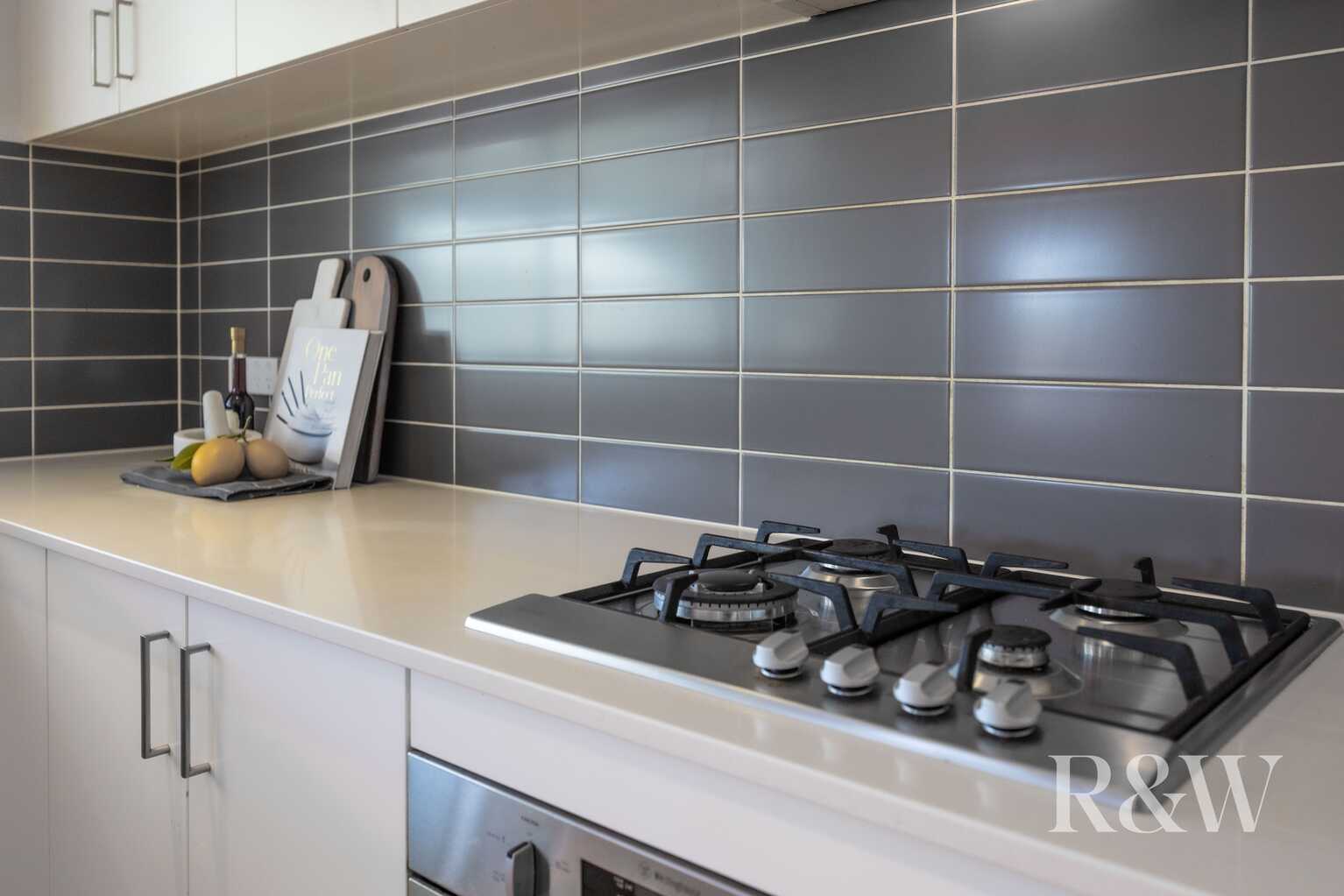 4B VAUCLUSE PLACE Glen Alpine