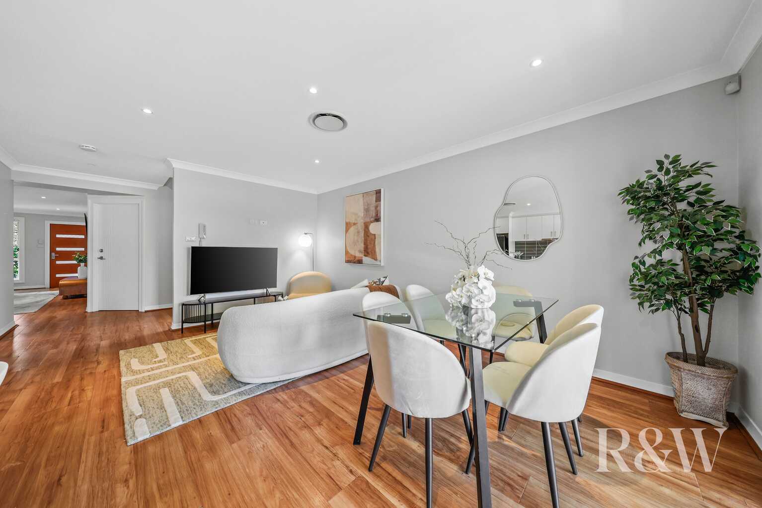 4B VAUCLUSE PLACE Glen Alpine