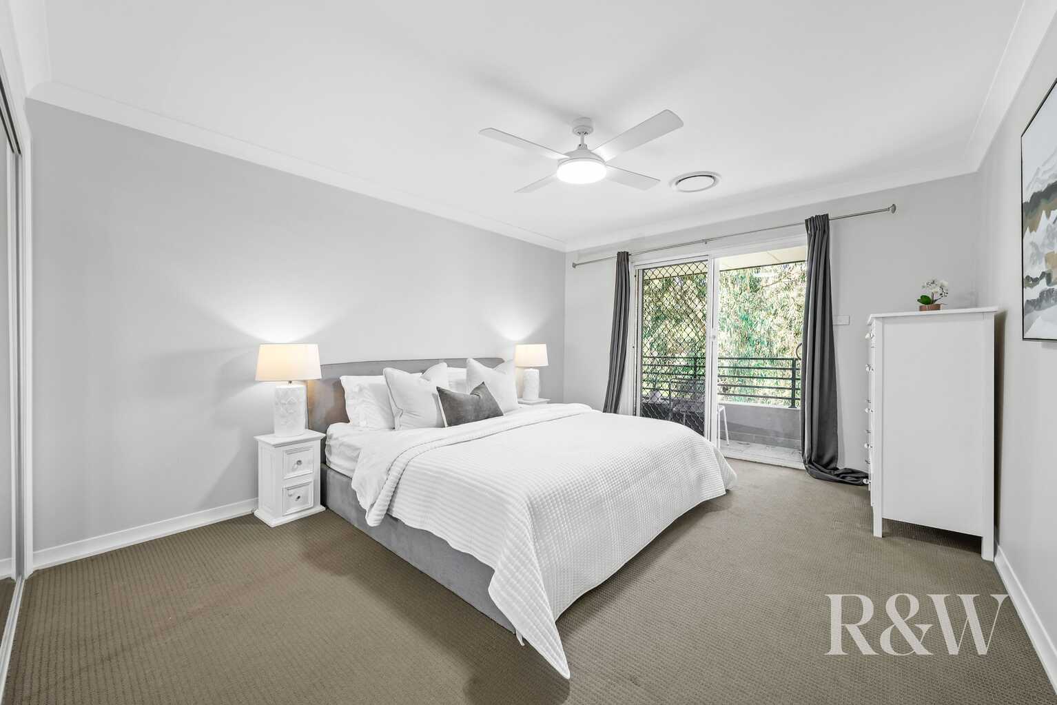 4B VAUCLUSE PLACE Glen Alpine