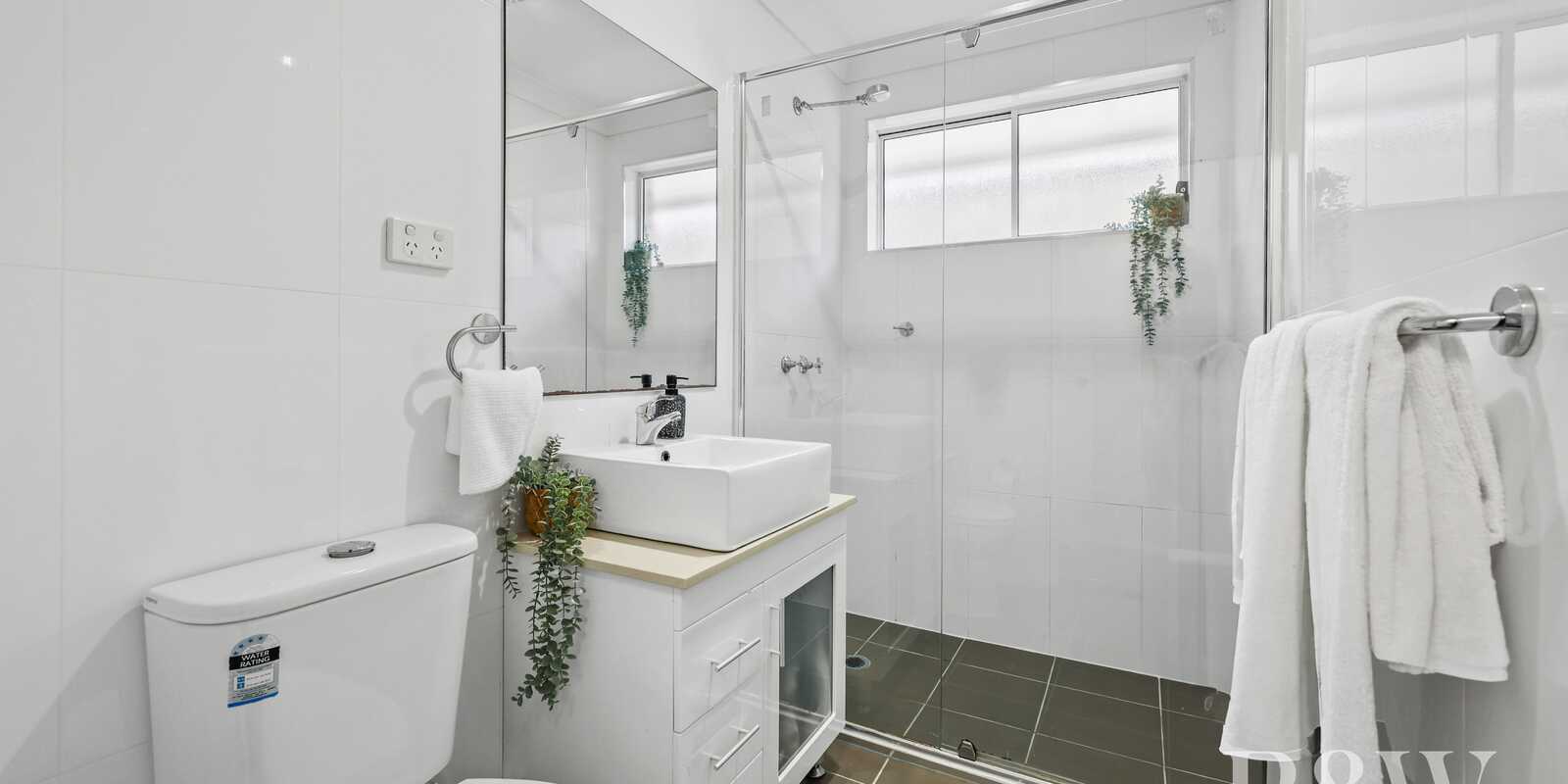 4B VAUCLUSE PLACE Glen Alpine