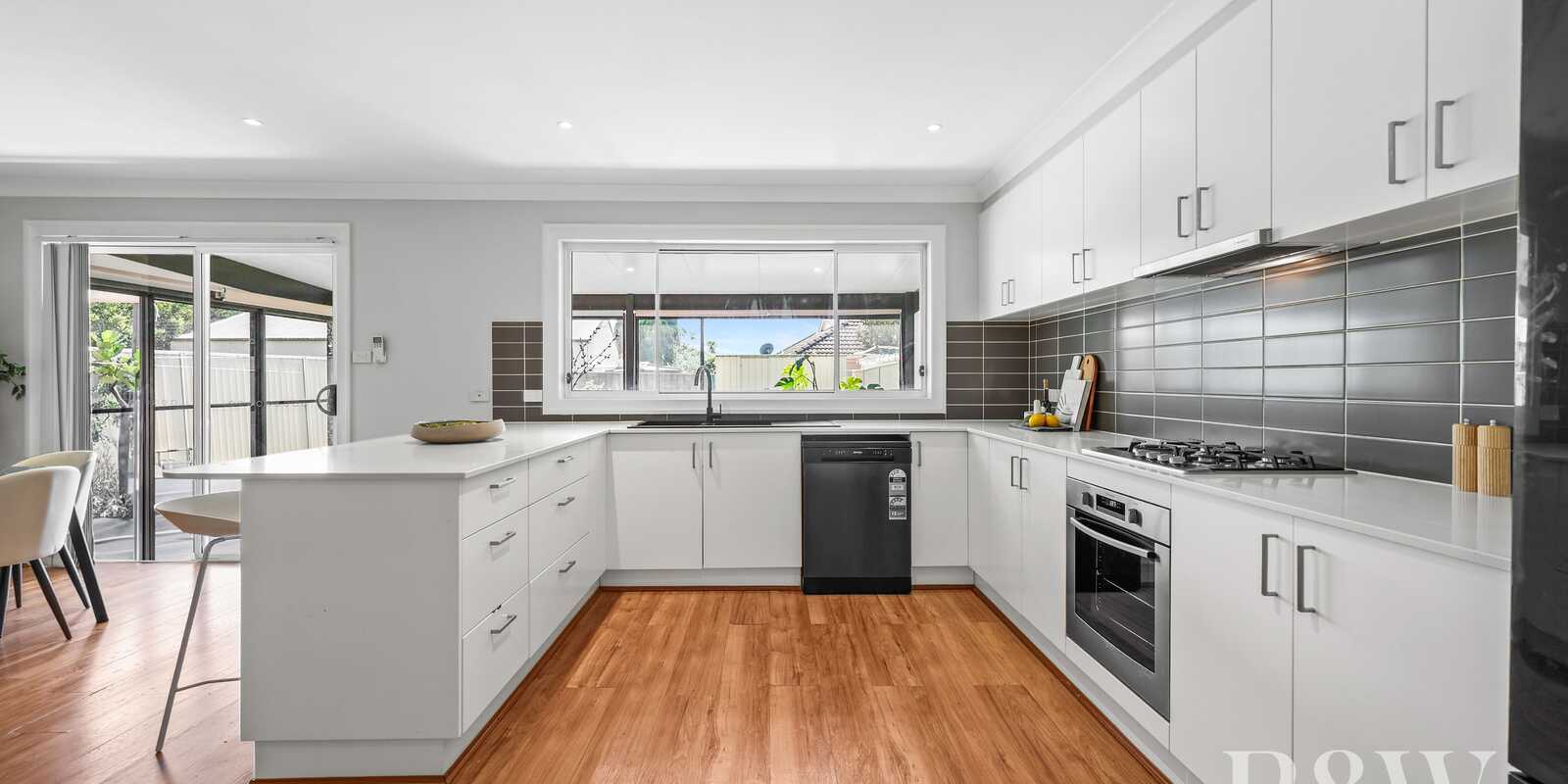 4B VAUCLUSE PLACE Glen Alpine 4B VAUCLUSE PLACE Glen Alpine