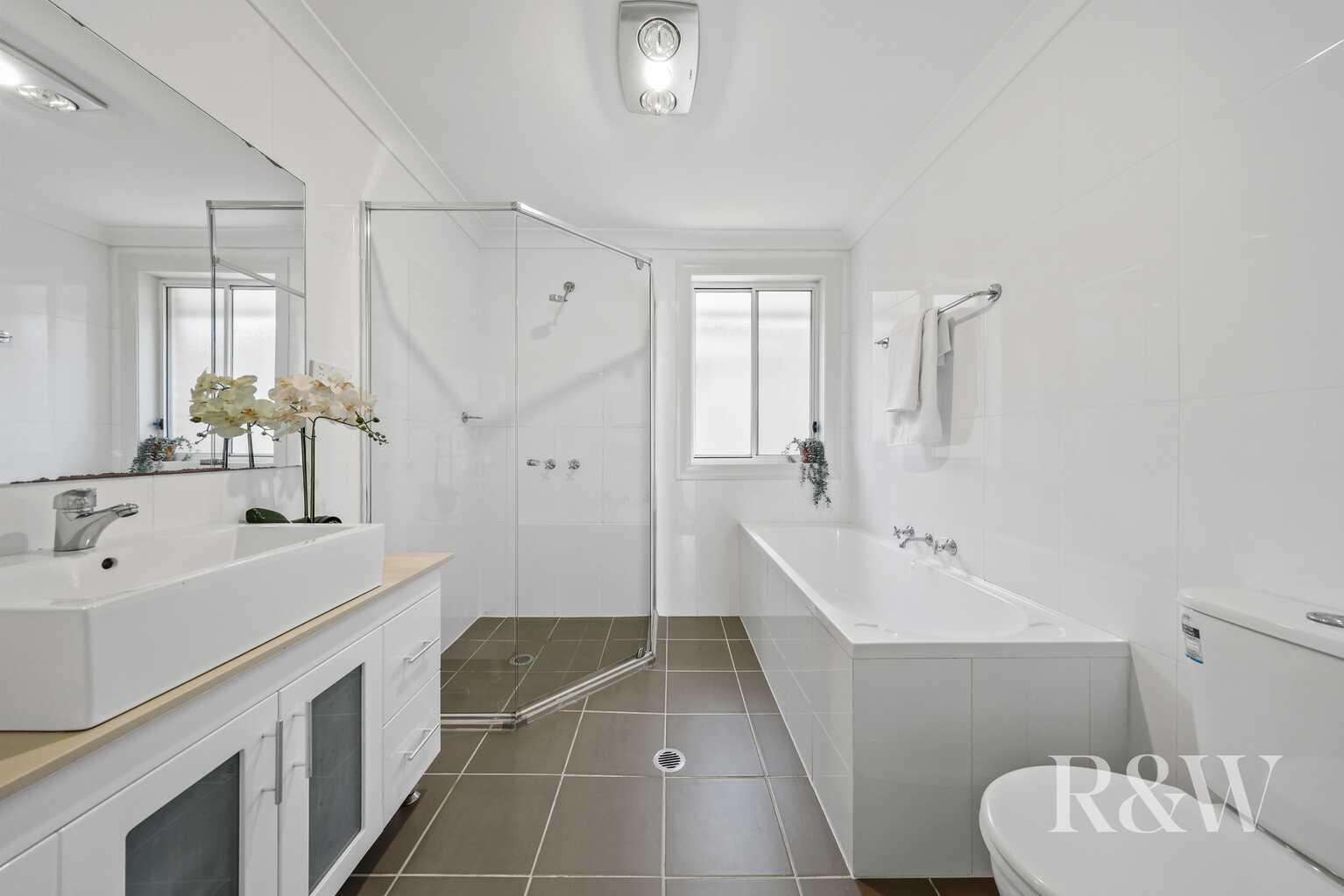 4B VAUCLUSE PLACE Glen Alpine 4B VAUCLUSE PLACE Glen Alpine