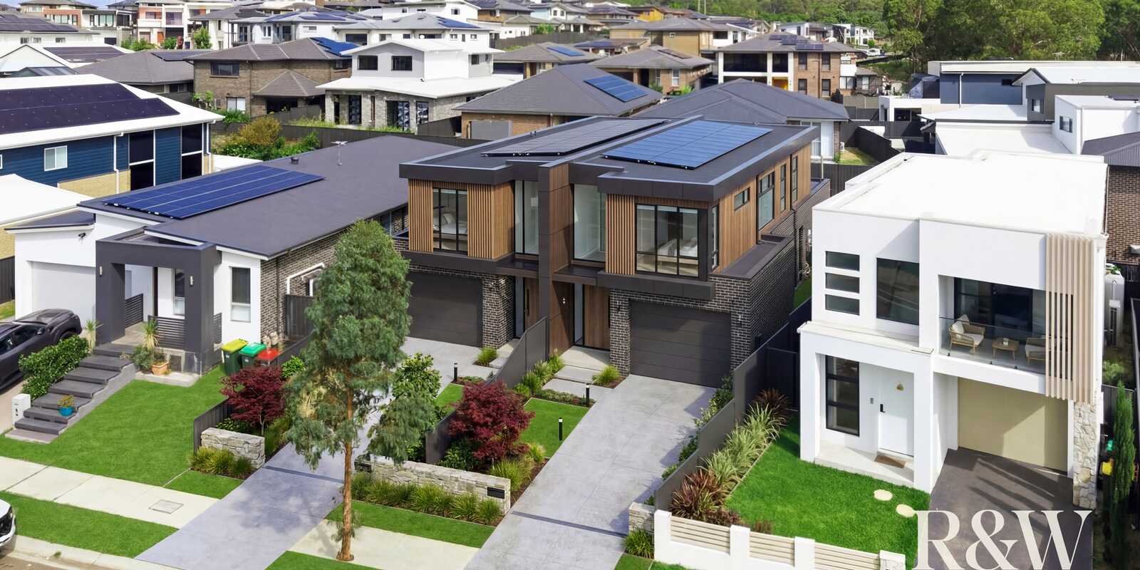 4 FIELDHOUSE CIRCUIT Campbelltown