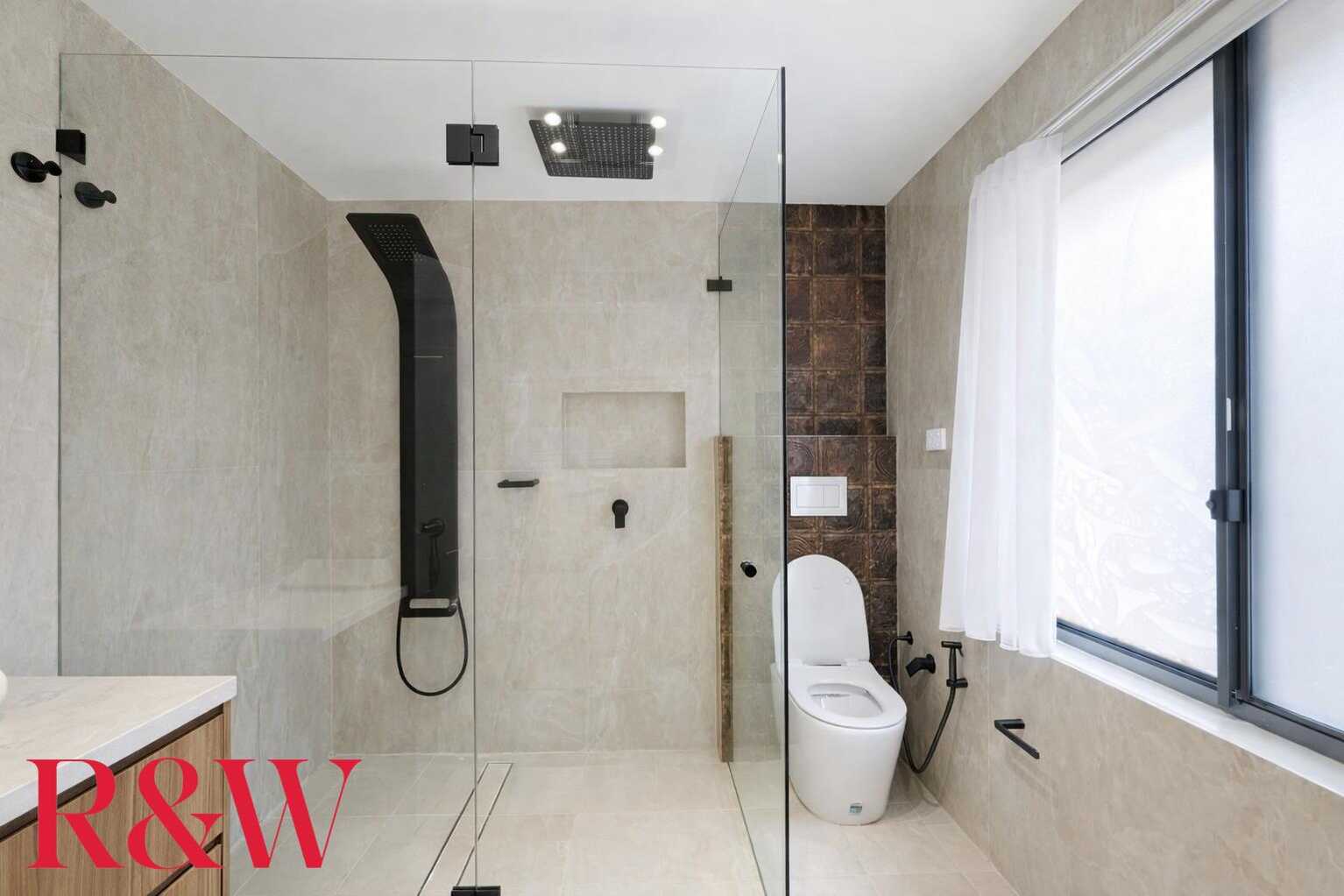 19 Strathwallen Close Macquarie Links 19 Strathwallen Close Macquarie Links