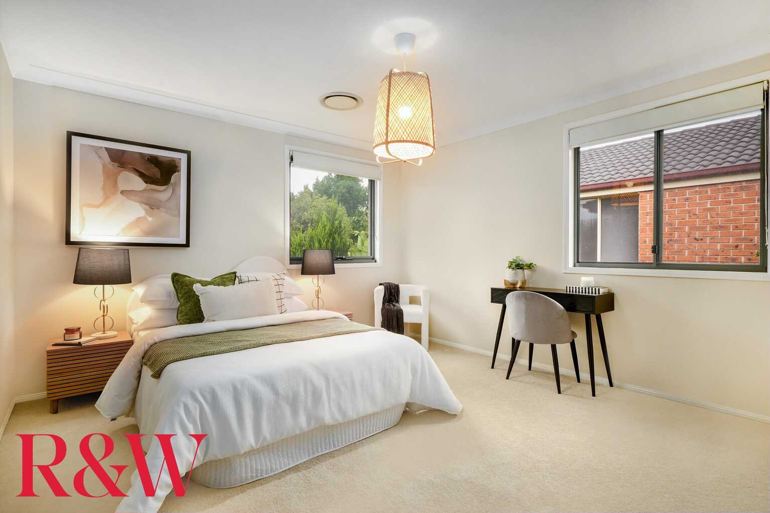 19 Strathwallen Close Macquarie Links 19 Strathwallen Close Macquarie Links