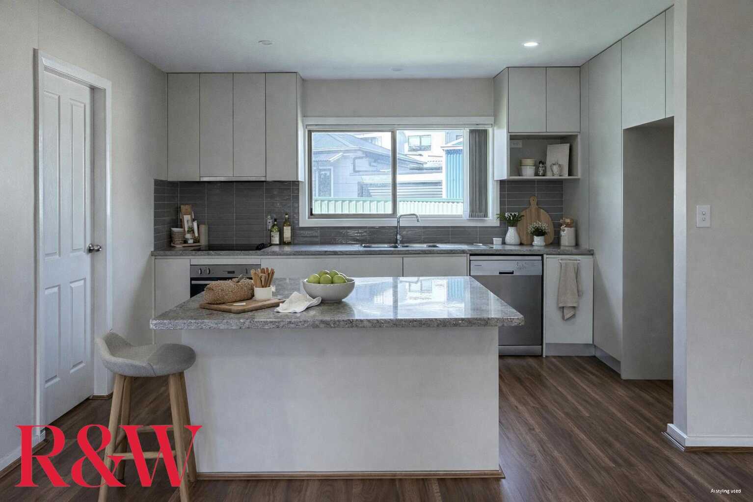 12 Mccahons Avenue Georges Hall