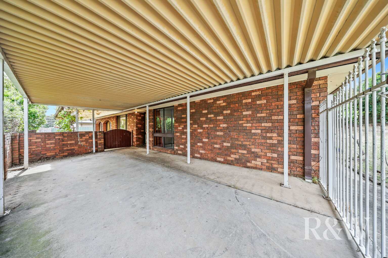 36 ANGLE ROAD Leumeah