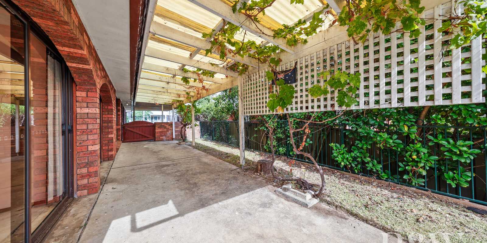 36 ANGLE ROAD Leumeah